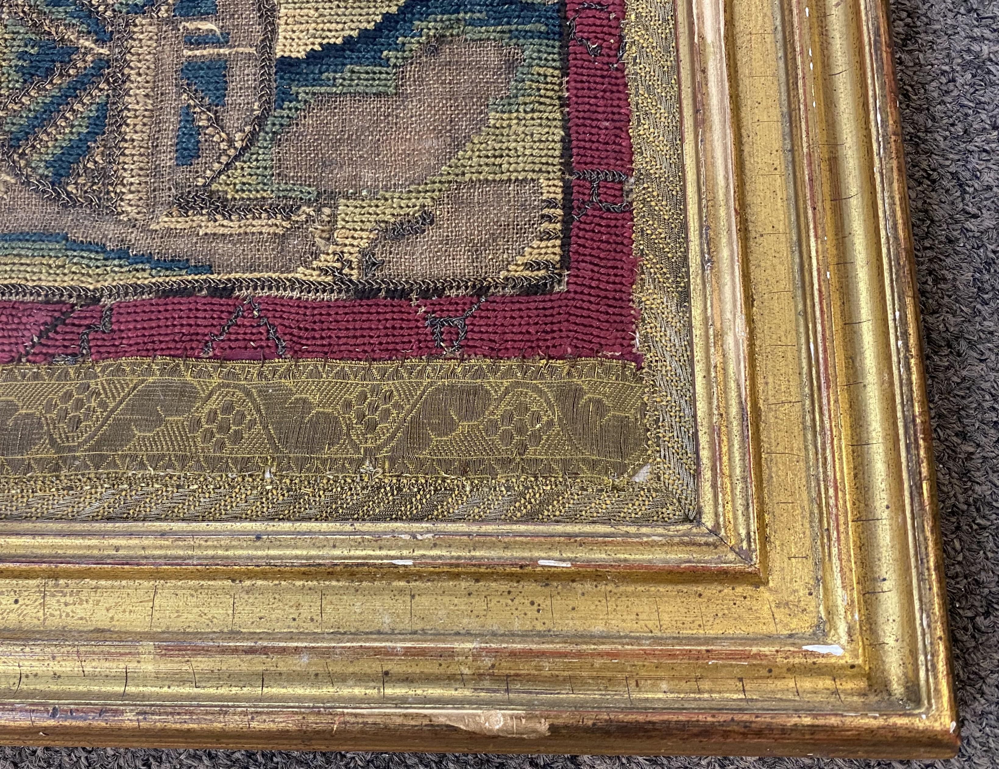 Tres paneles de punto de tienda ingleses/escoceses en marco de madera dorada hacia 1570 en venta 2