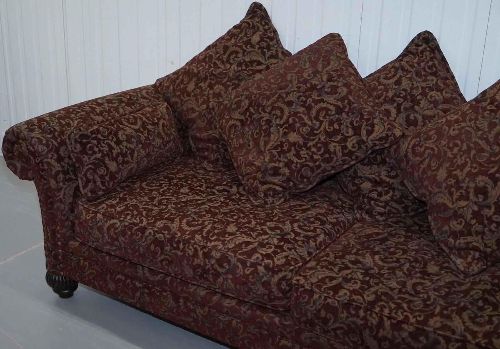 We are delighted to offer for sale this RRP £8000 Bernhardt three-four seat sofa with feather filled cushions

An exceptionally comfortable and good looking well-made sofa, the upholstery is in very good order throughout

The base cushions are