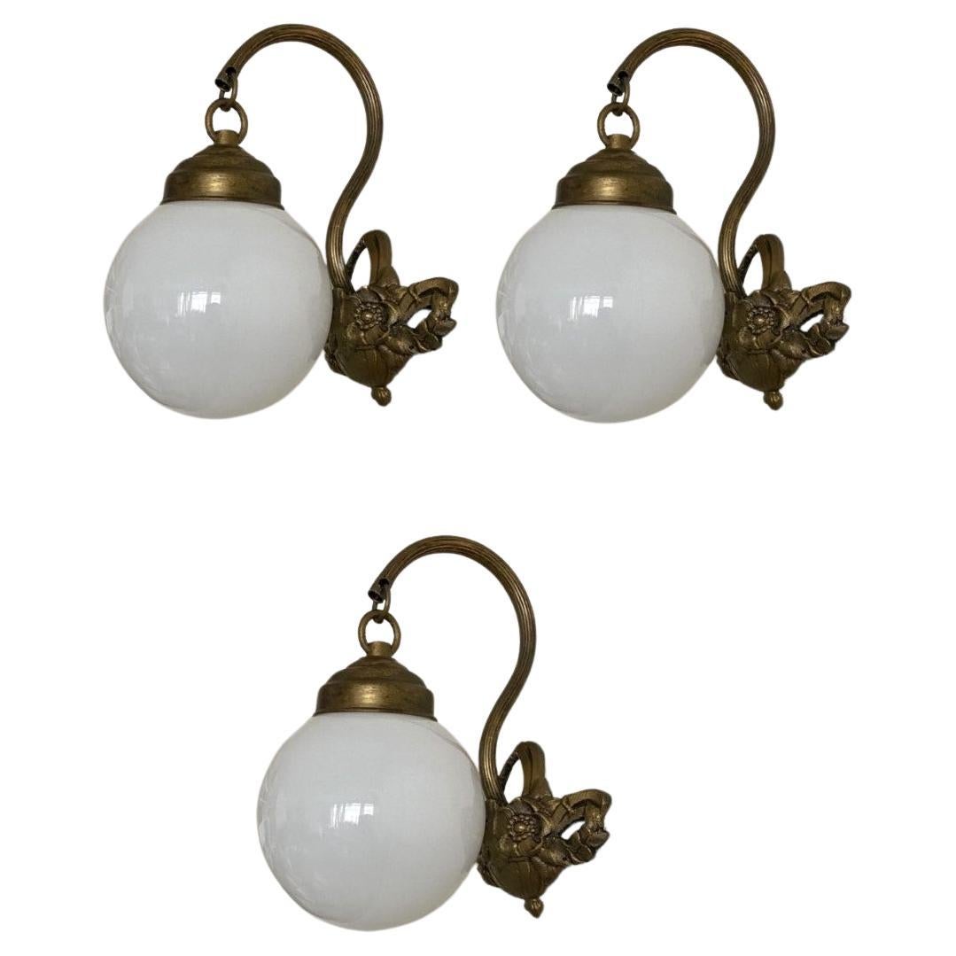 Three French Art Deco Brass Opaline Glass Wall Sconces, 1930s In Good Condition For Sale In Frankfurt am Main, DE