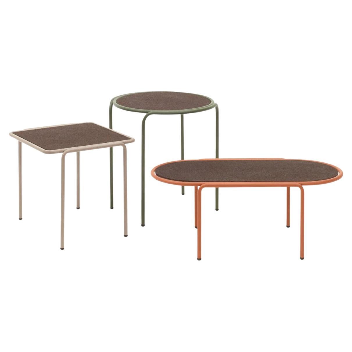 Drei "Geometrie"-Design-Tische mit Korkplatten, Indoor, Outdoor