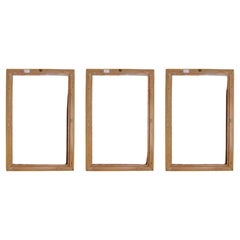 Tres marcos antiguos dorados