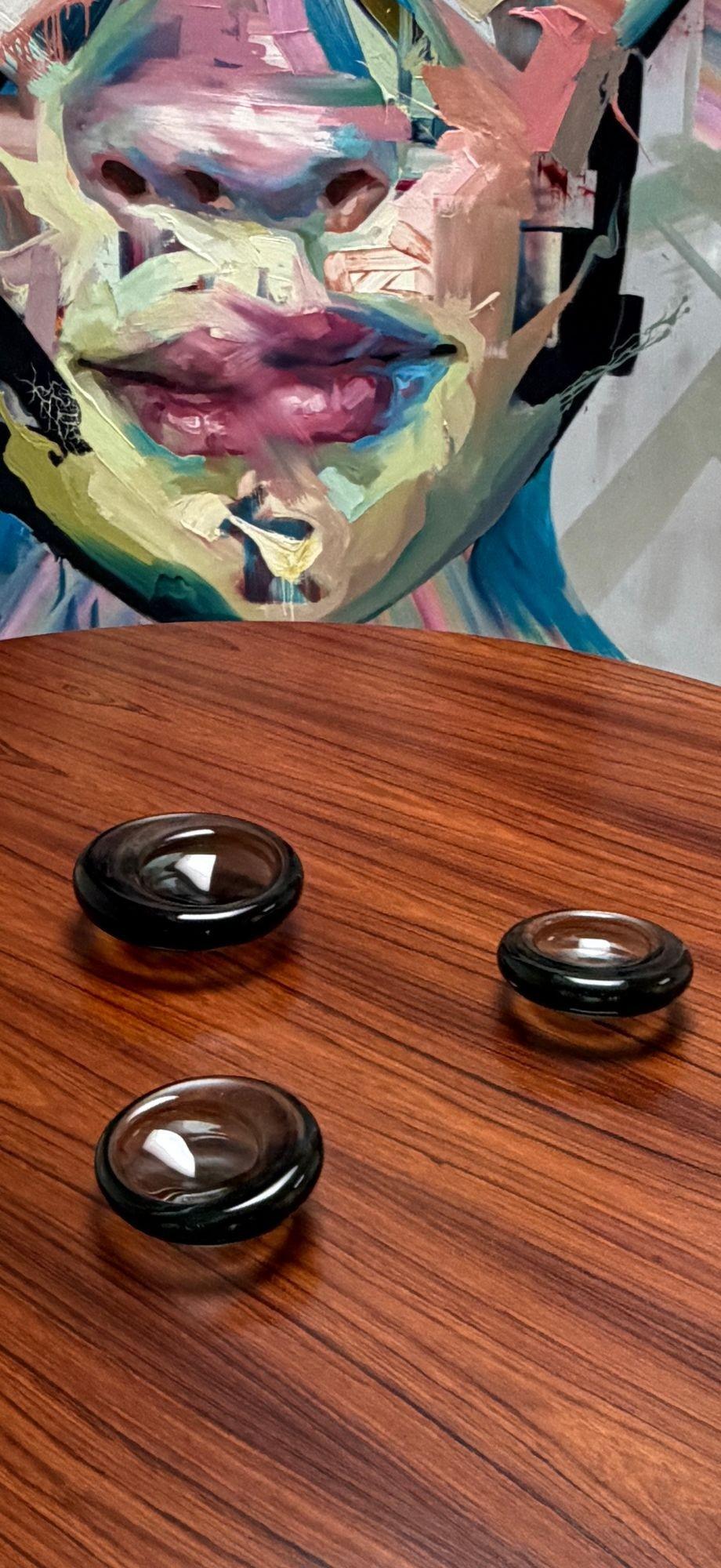 Three glass bowls by Per Lutken for Holmegaard In Good Condition For Sale In Dallas, TX