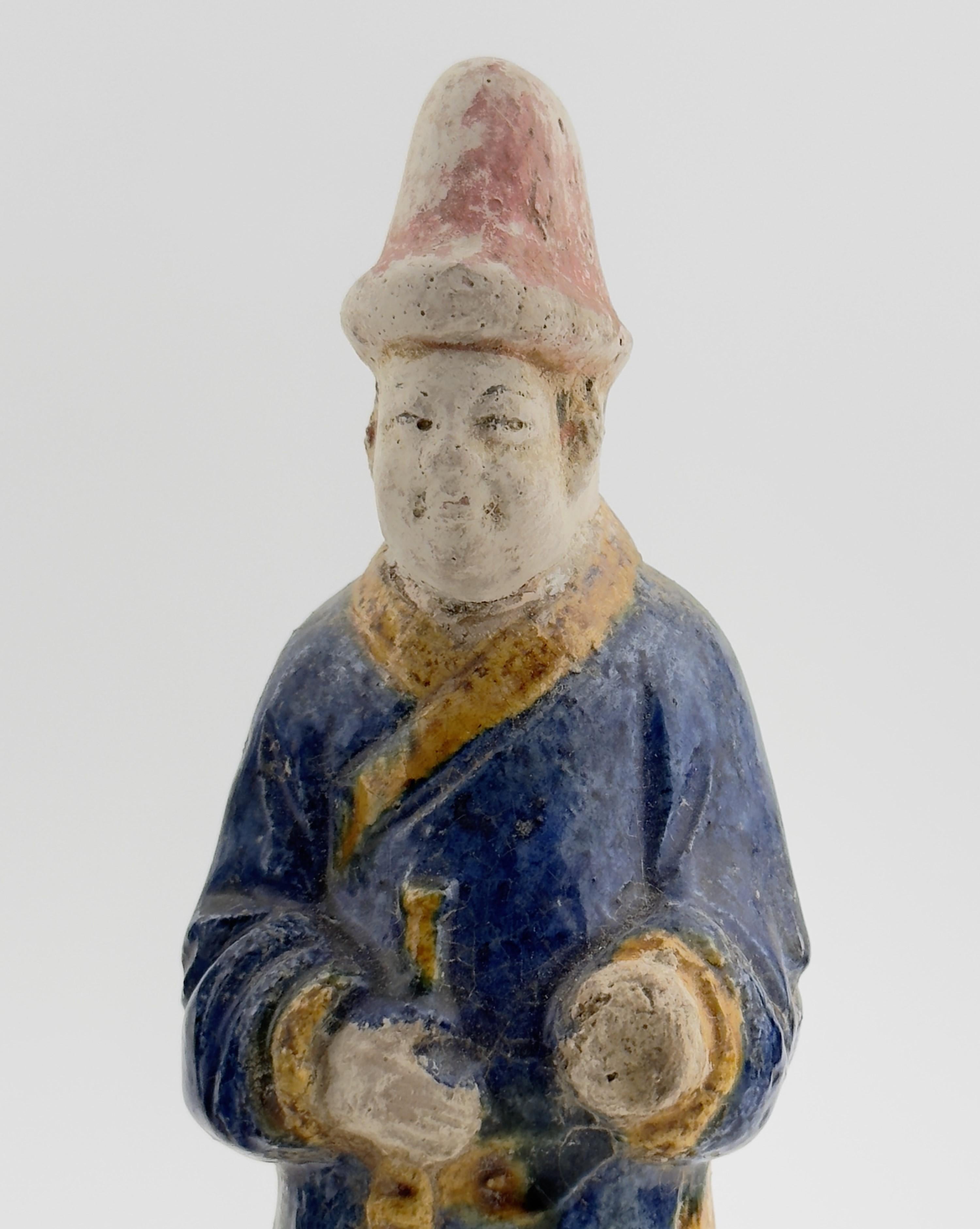 Three Glazed Figures of Musicians, Ming Period (1368-1644) For Sale 2