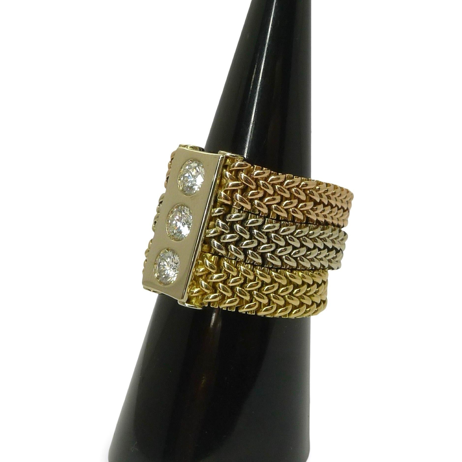 Anillo de Malla de Tres Oros con Diamantes de 0,75 ct en venta 1