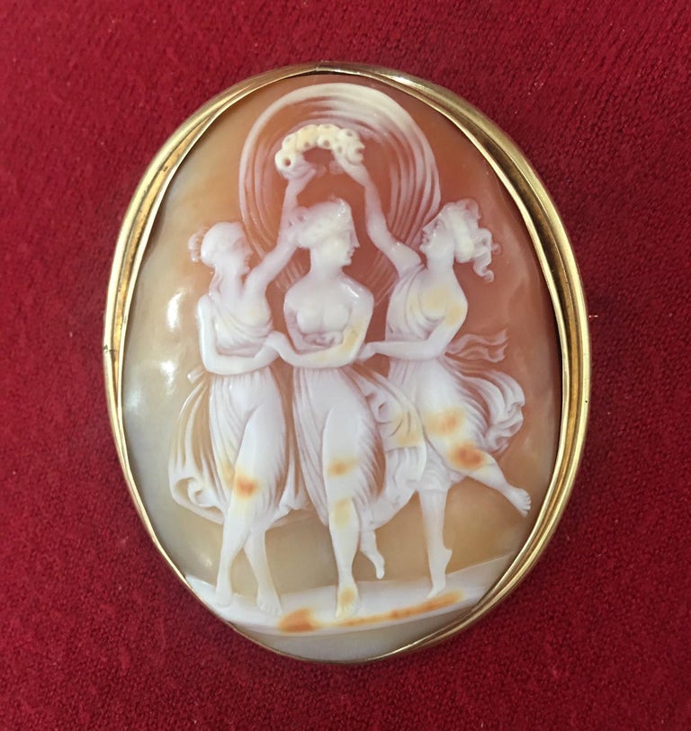 Three Graces Hand Carved Shell Cameo Yellow Gold Pin Pendant Estate