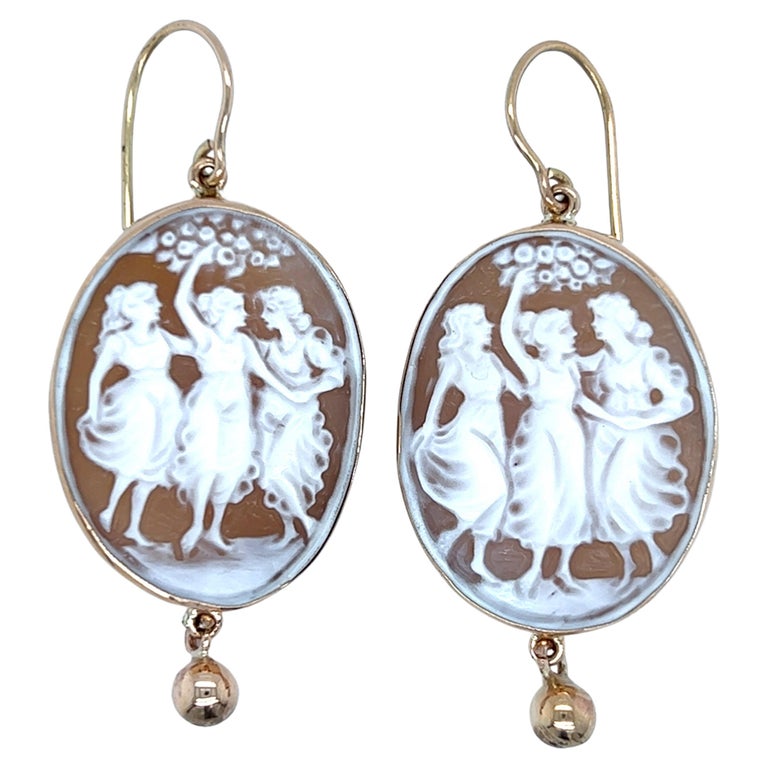 102 Gold Shell Cameo Earrings