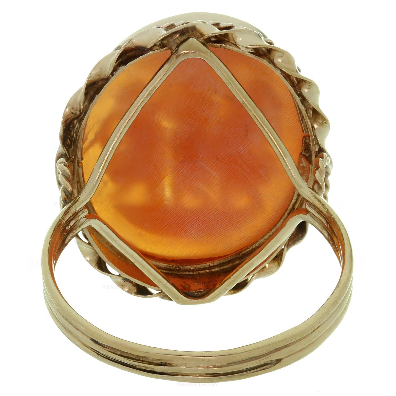 Women's Three Graces Shell Cameo Yellow Gold Ring