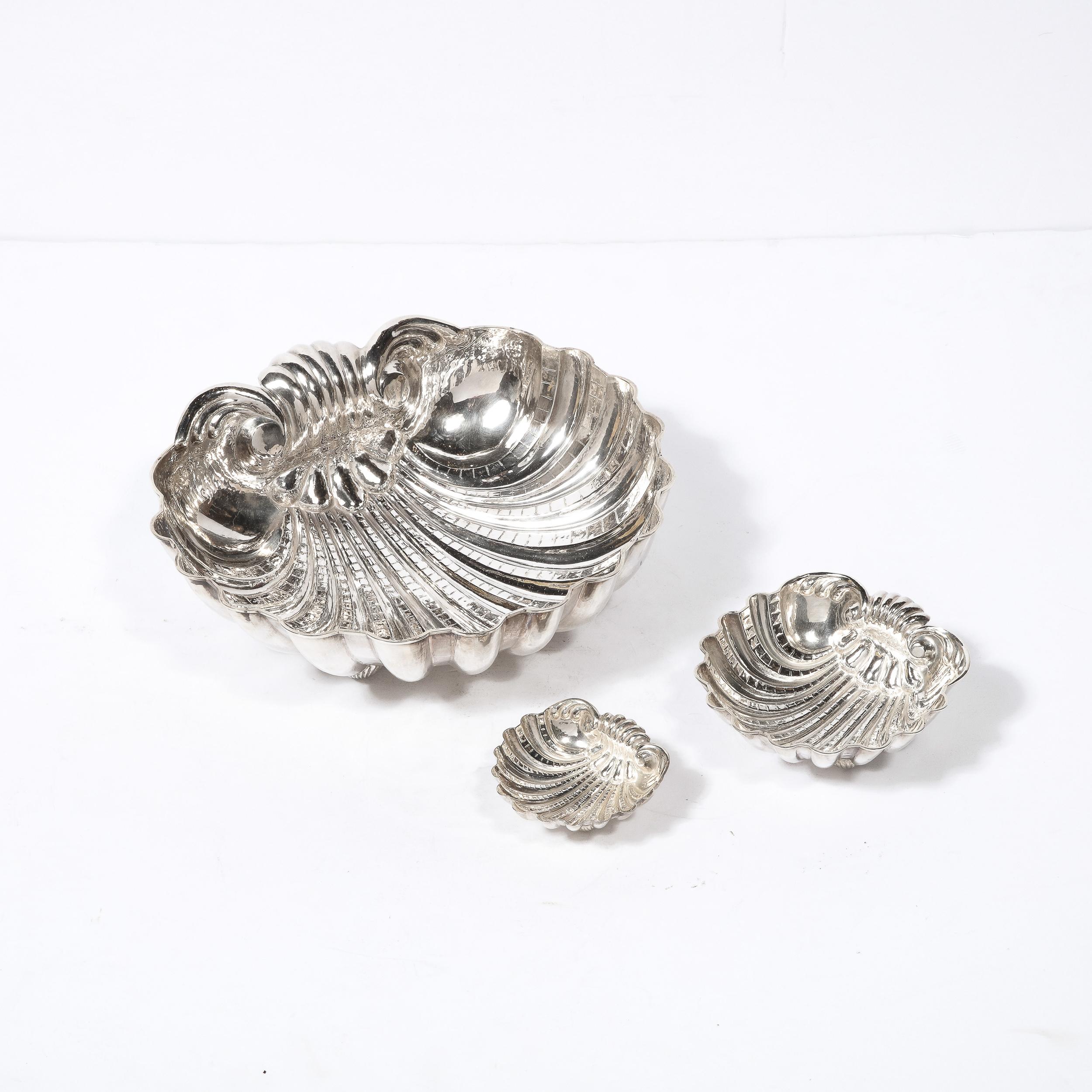 Italian Three Hand-Wrought Sterling Silver Scallop Form Bowls Signed by Missiaglia For Sale