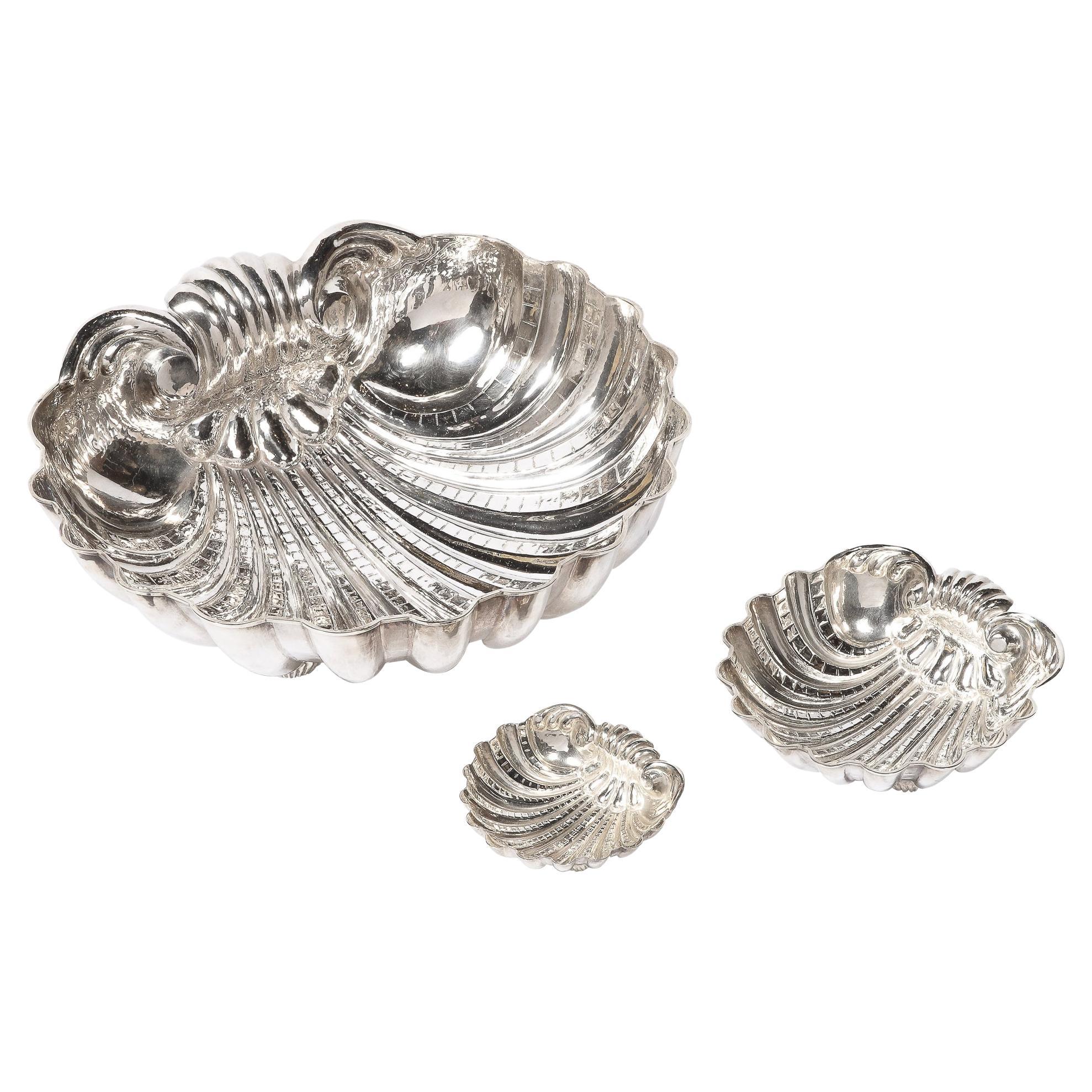 Three Hand-Wrought Sterling Silver Scallop Form Bowls Signed by Missiaglia For Sale
