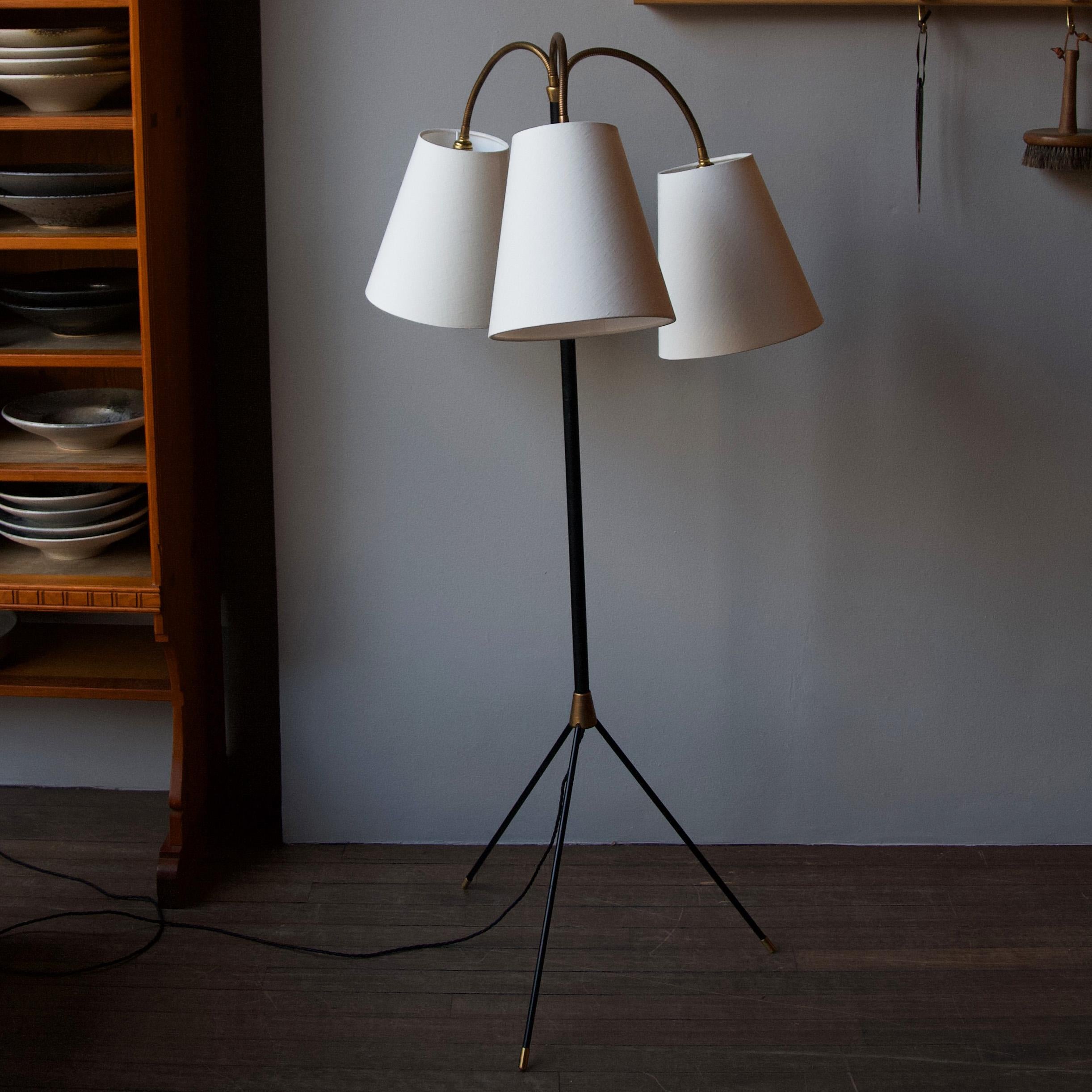 Mid-Century Modern Three Headed Floor Lamp with 'Atomic' Style Base