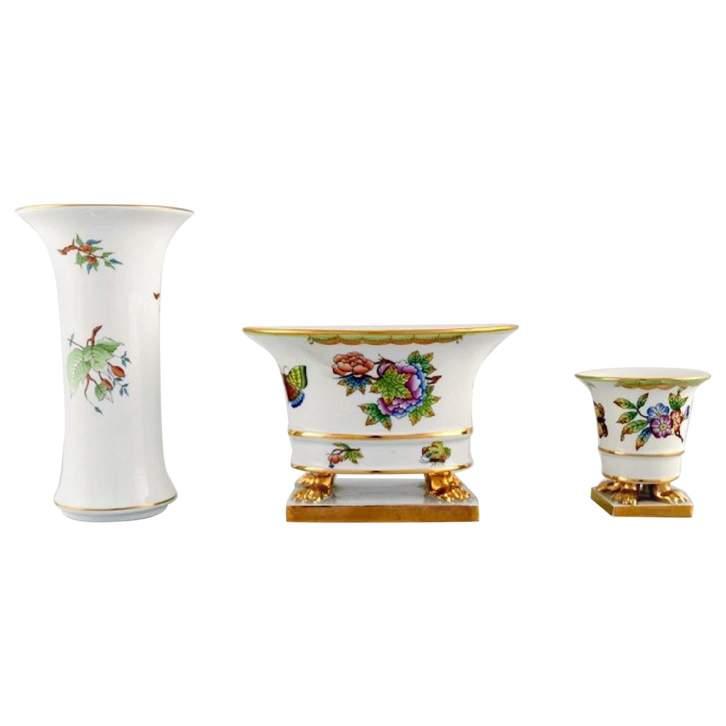 Three Herend Vases in Hand Painted Porcelain with Flowers and Gold Decoration For Sale