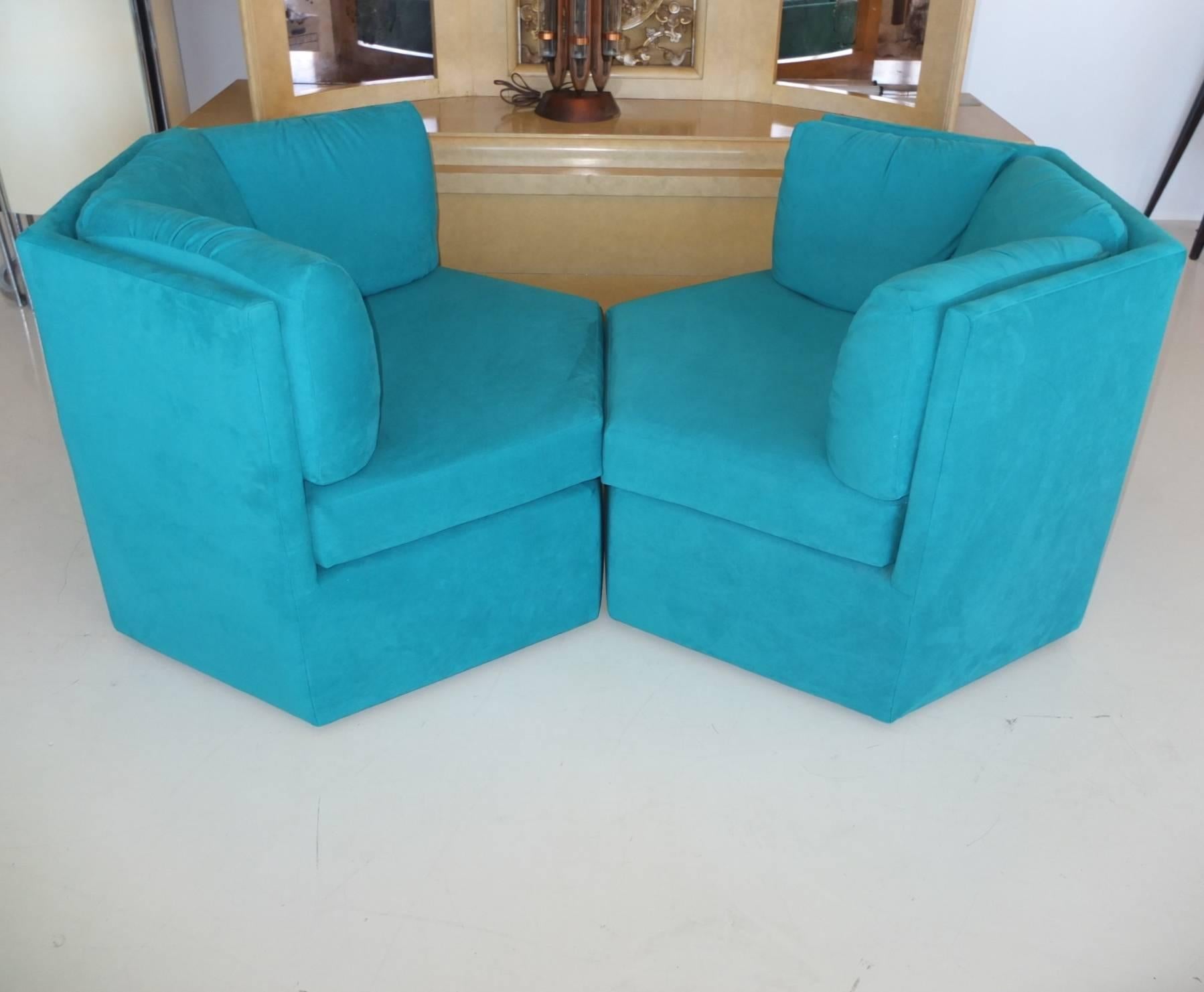Three Hexagonal Swivel Club Chairs by Milo Baughman for Thayer Coggin For Sale 5