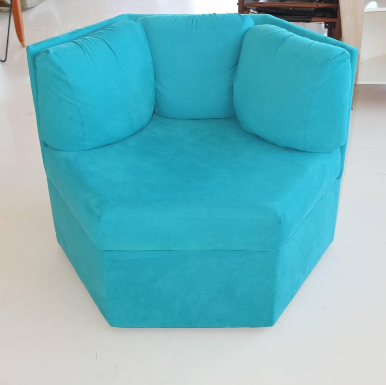 Three Hexagonal Swivel Club Chairs by Milo Baughman for Thayer Coggin For Sale 9