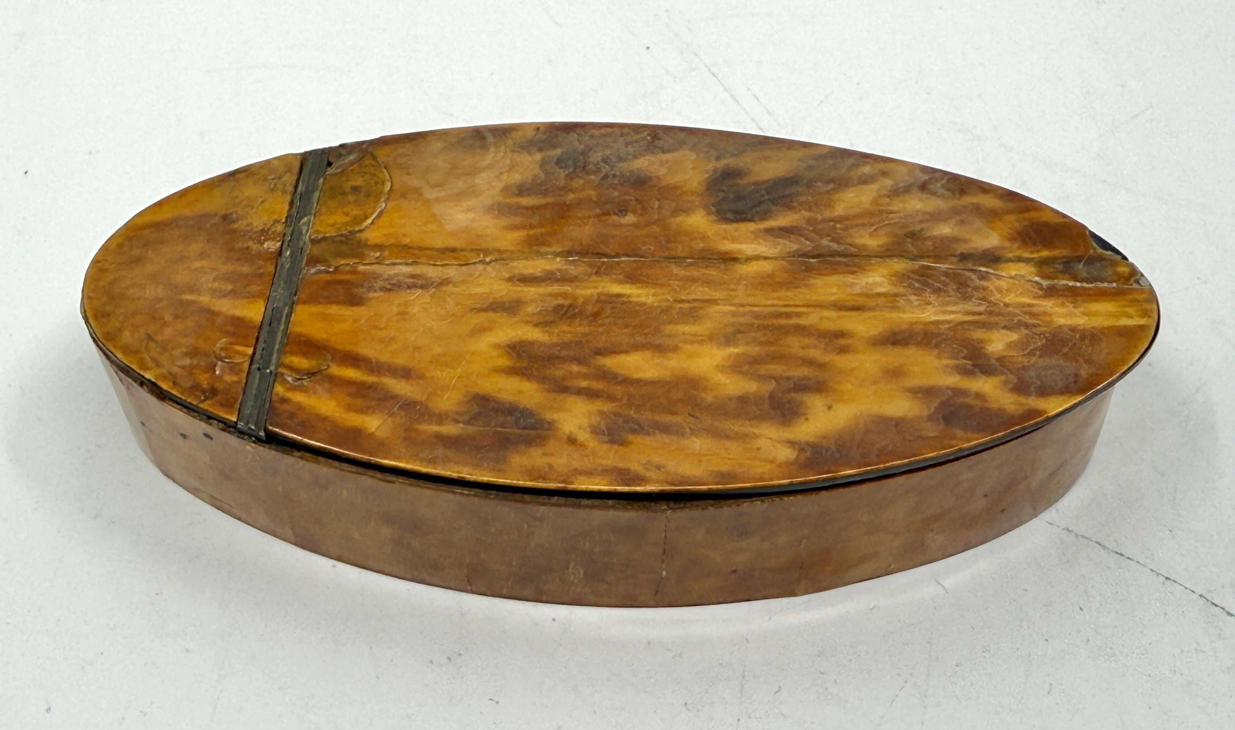Three Horn, Silver and Wood Trinket or Snuff Boxes For Sale 1