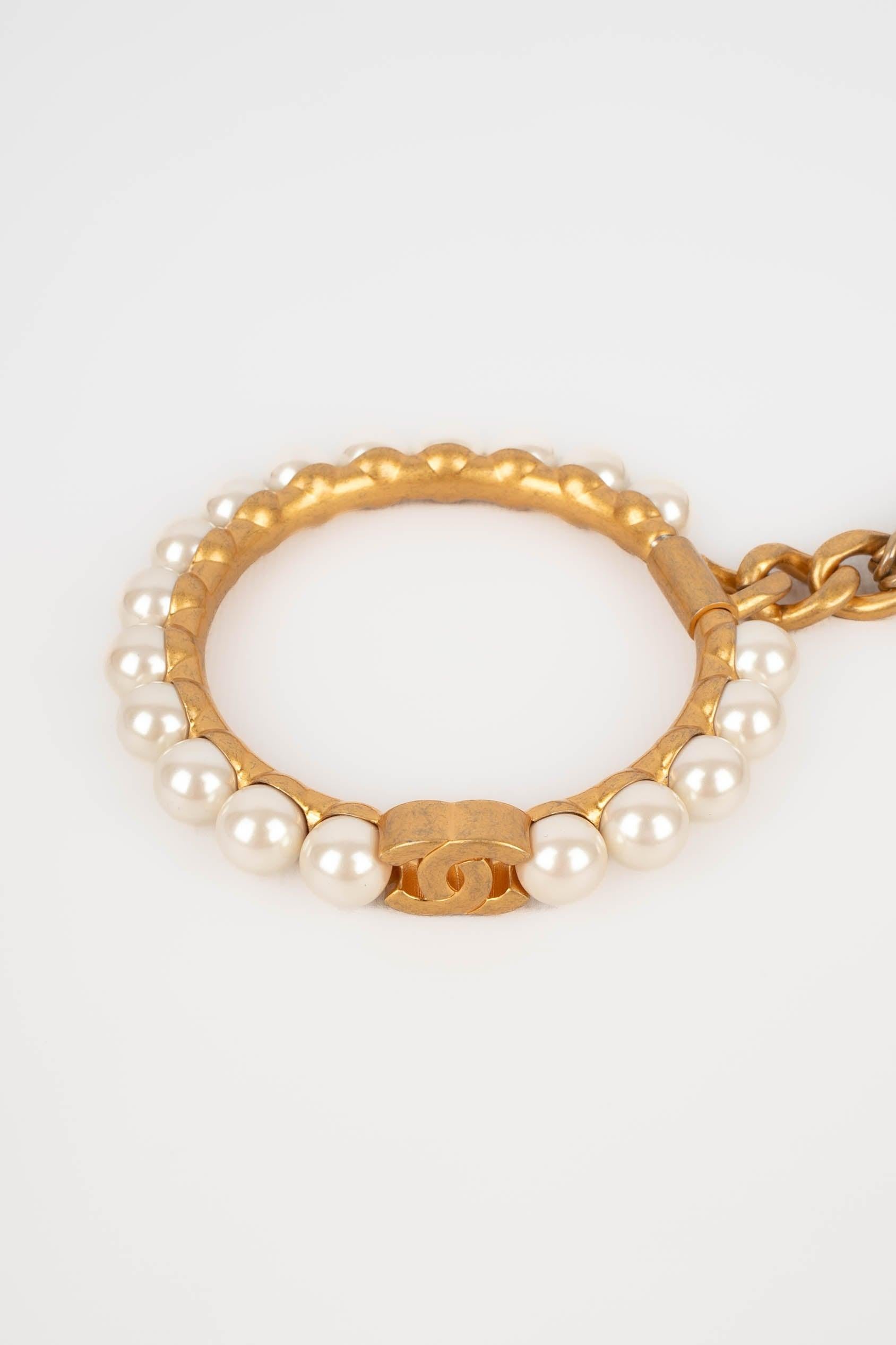 Chanel Bolso Pulsera Tres en Uno, Colección 2021 7