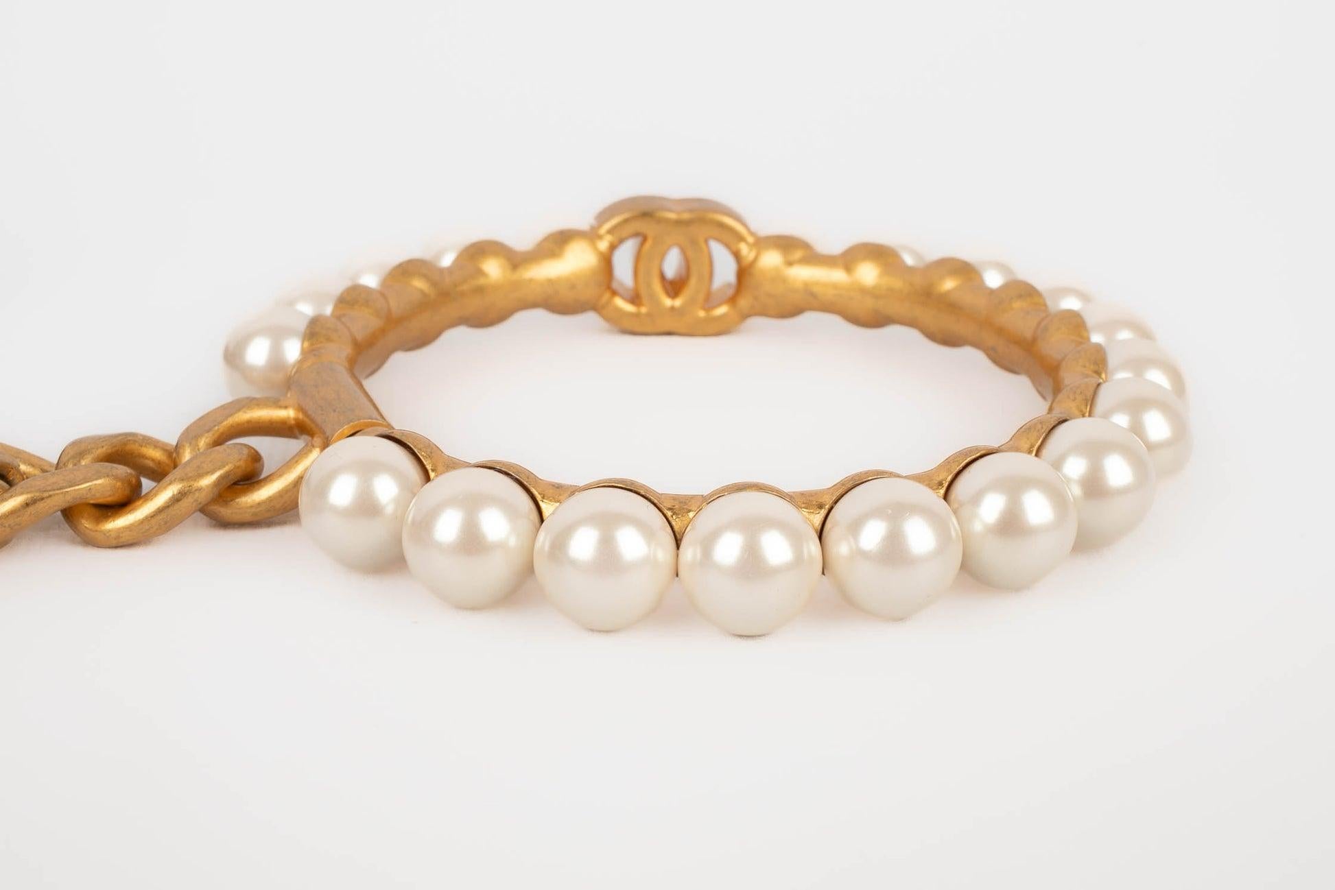 Chanel Bolso Pulsera Tres en Uno, Colección 2021 9