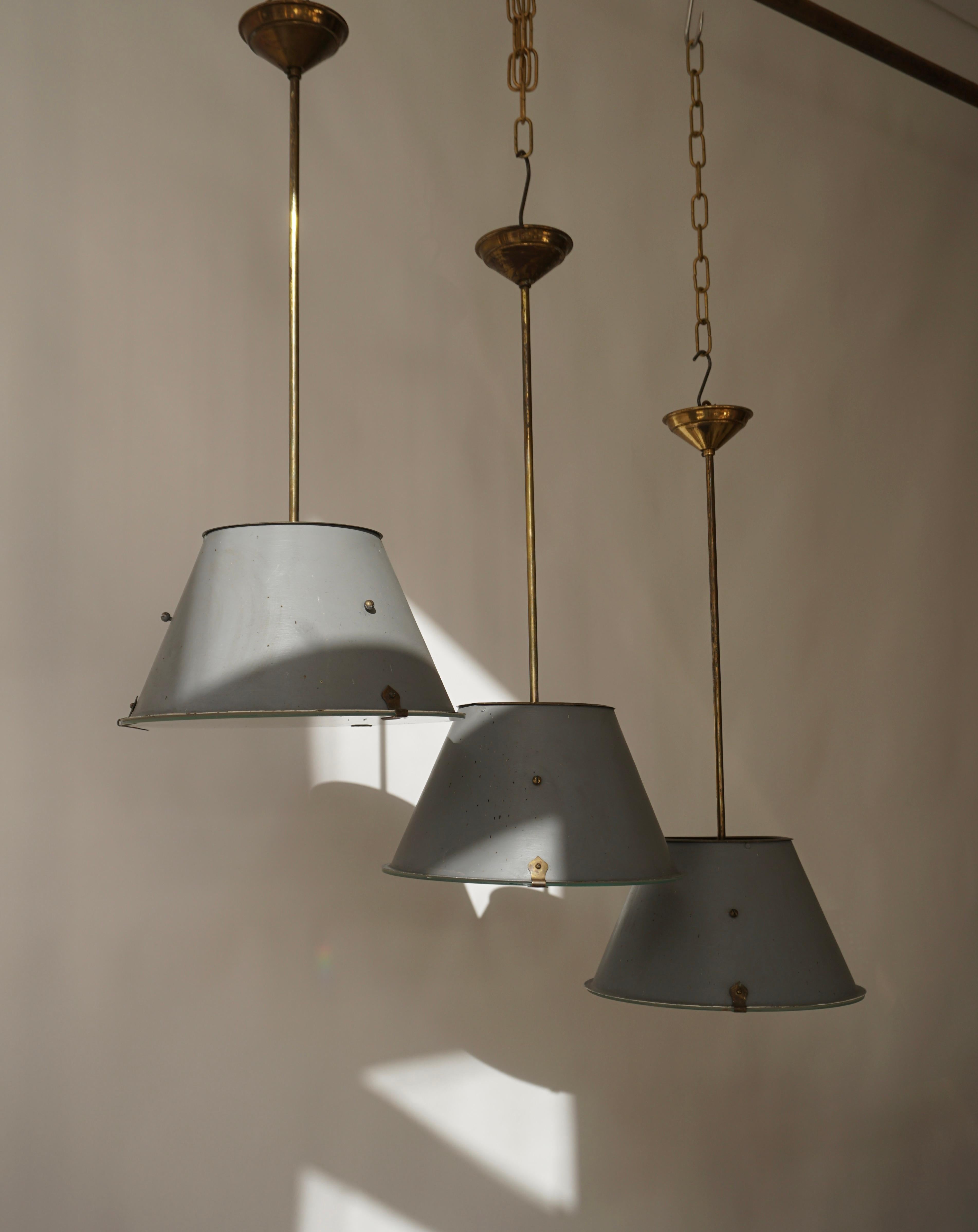 Three Industrial Art Deco Pendant Lights in Brass and Glass For Sale 10