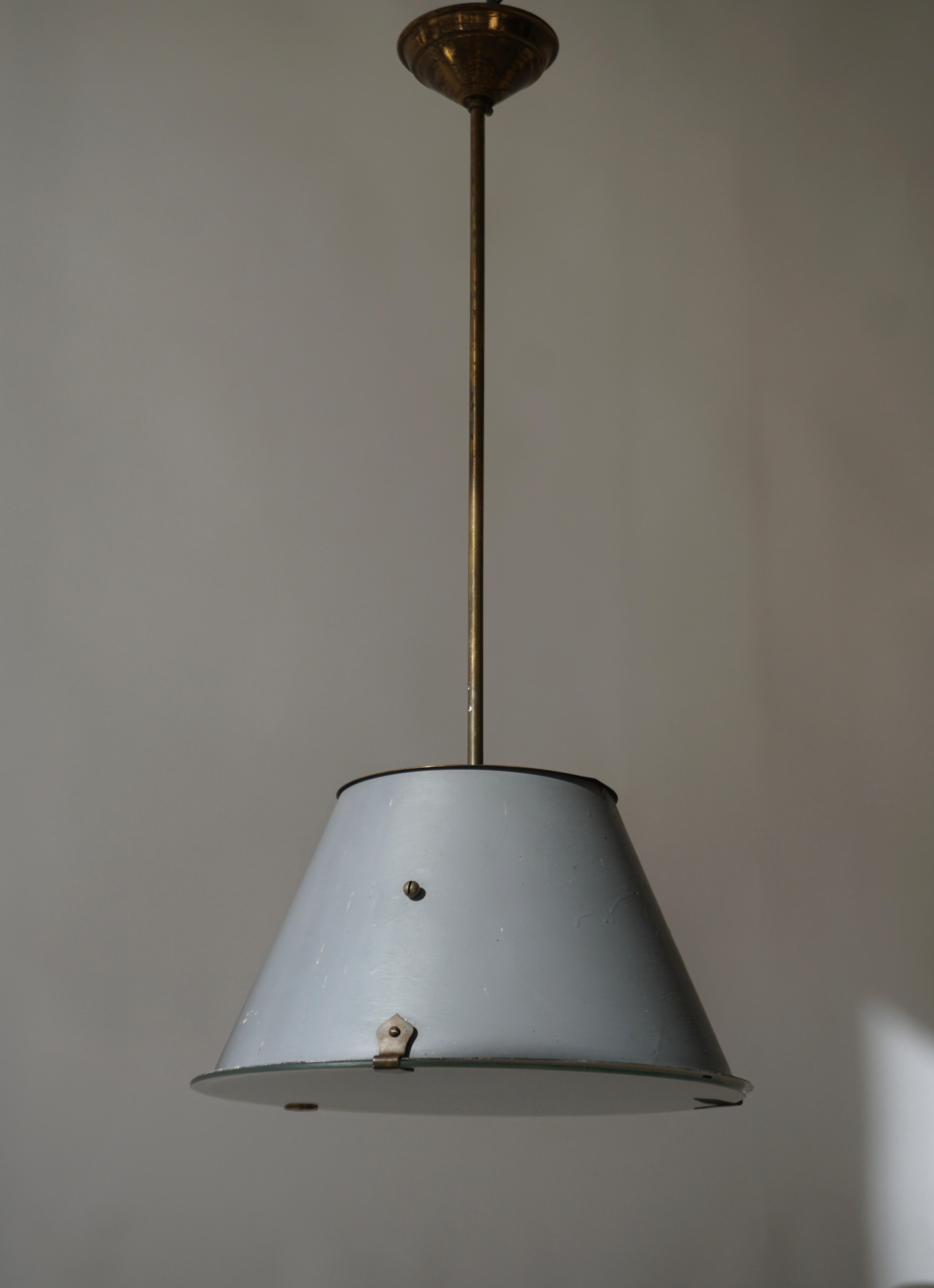 Three Industrial Art Deco Pendant Lights in Brass and Glass For Sale 2