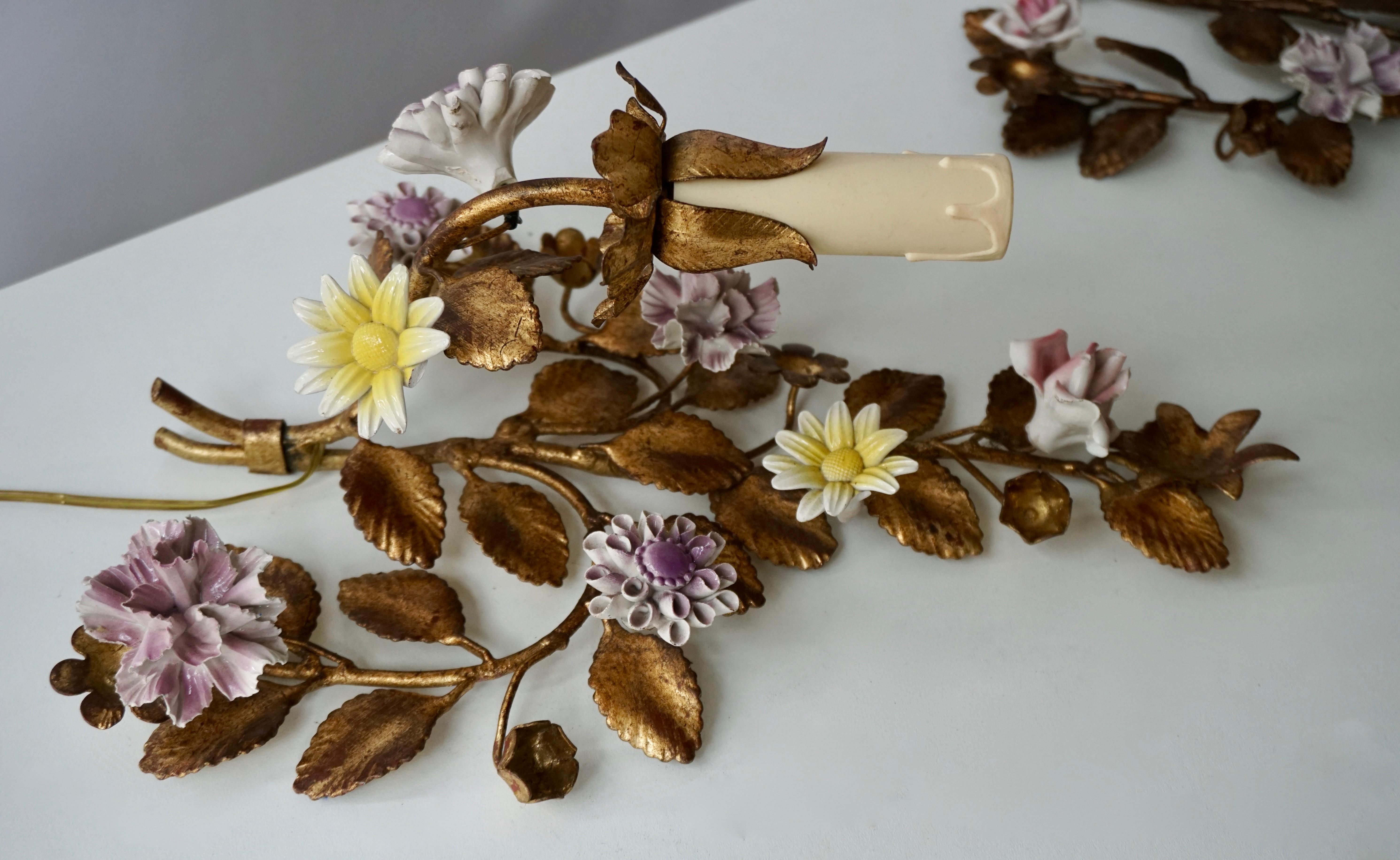 Three Italian Metal Wall Sconces with Porcelain Flowers In Good Condition In Antwerp, BE