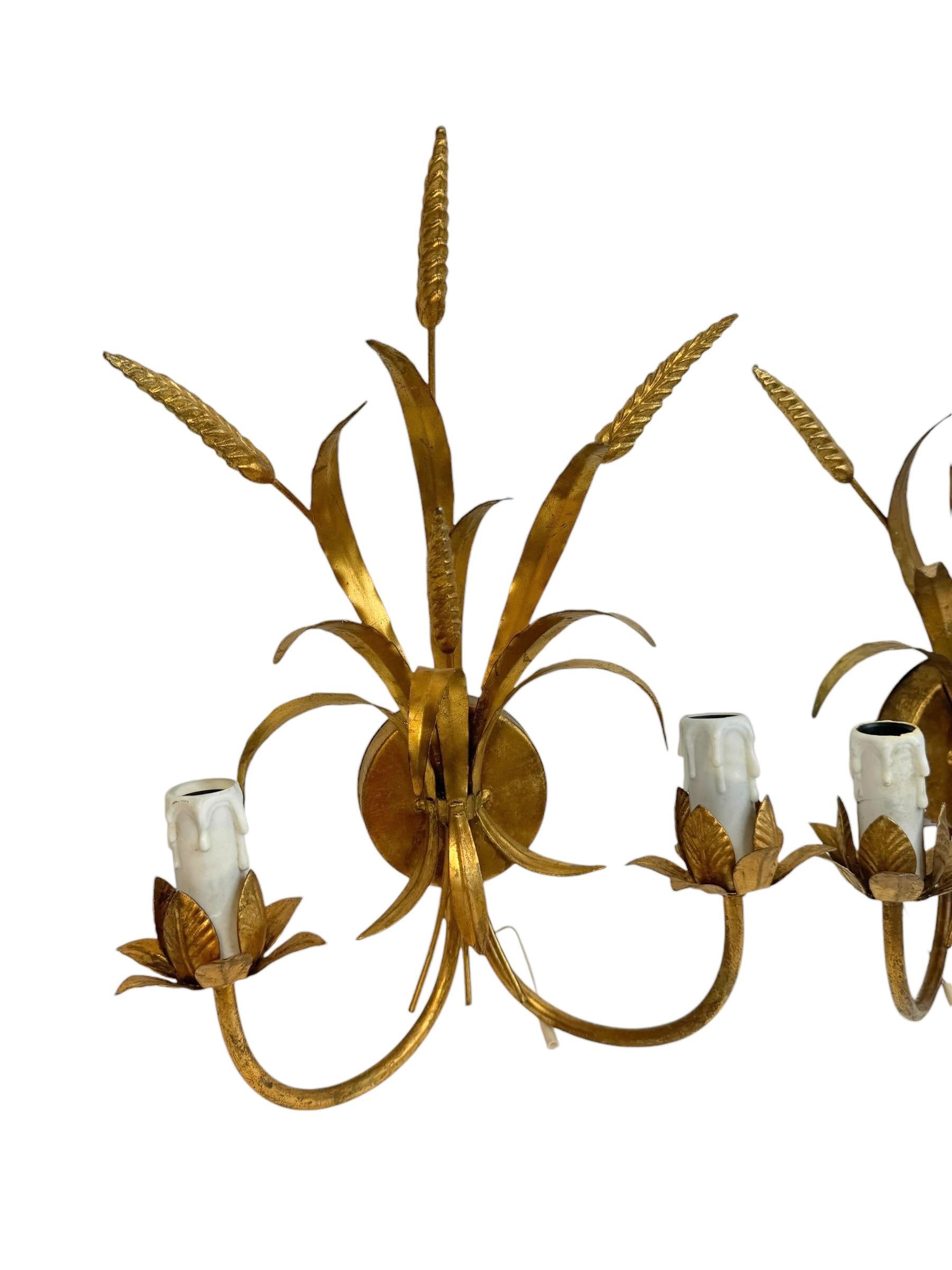 Hollywood Regency Three Italian Wheat Sheaf Two-Light Tole Sconces Gilded Metal, European, 1960s