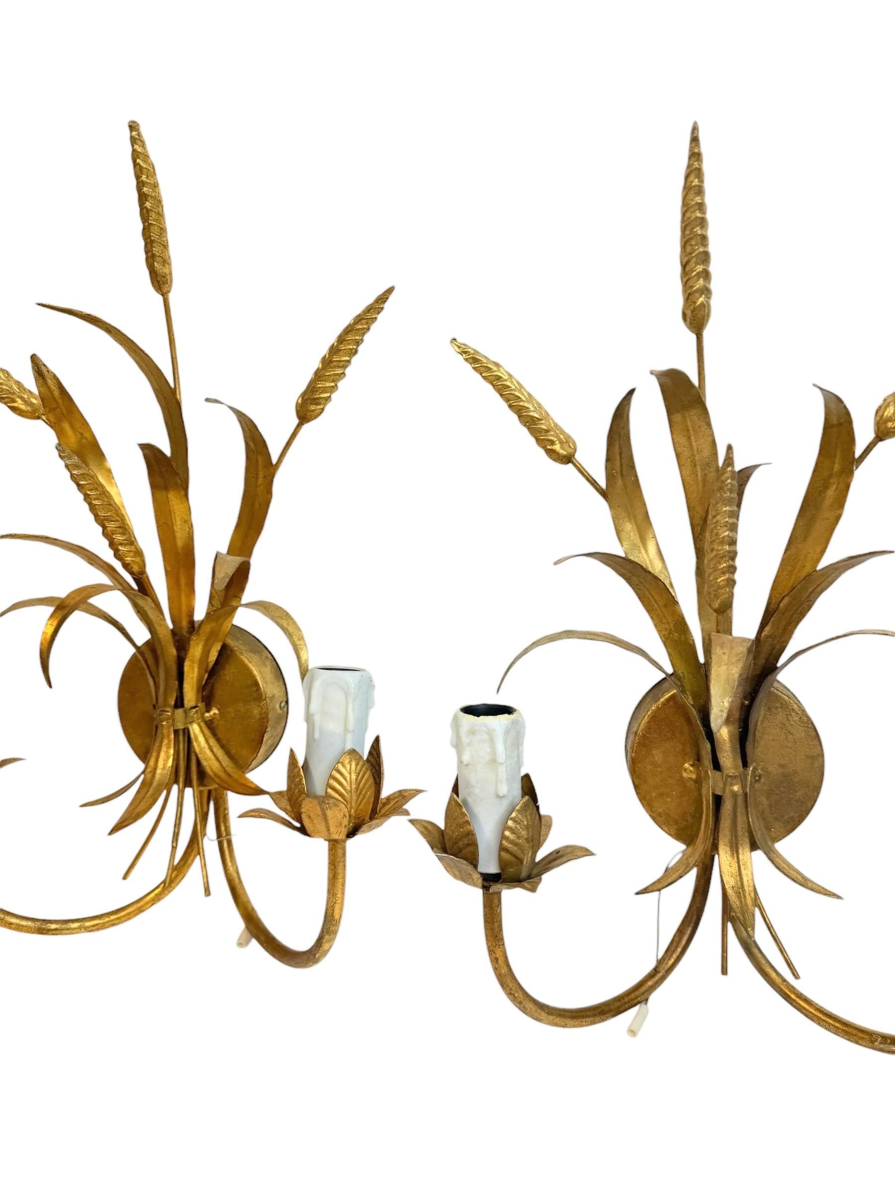 Mid-20th Century Three Italian Wheat Sheaf Two-Light Tole Sconces Gilded Metal, European, 1960s