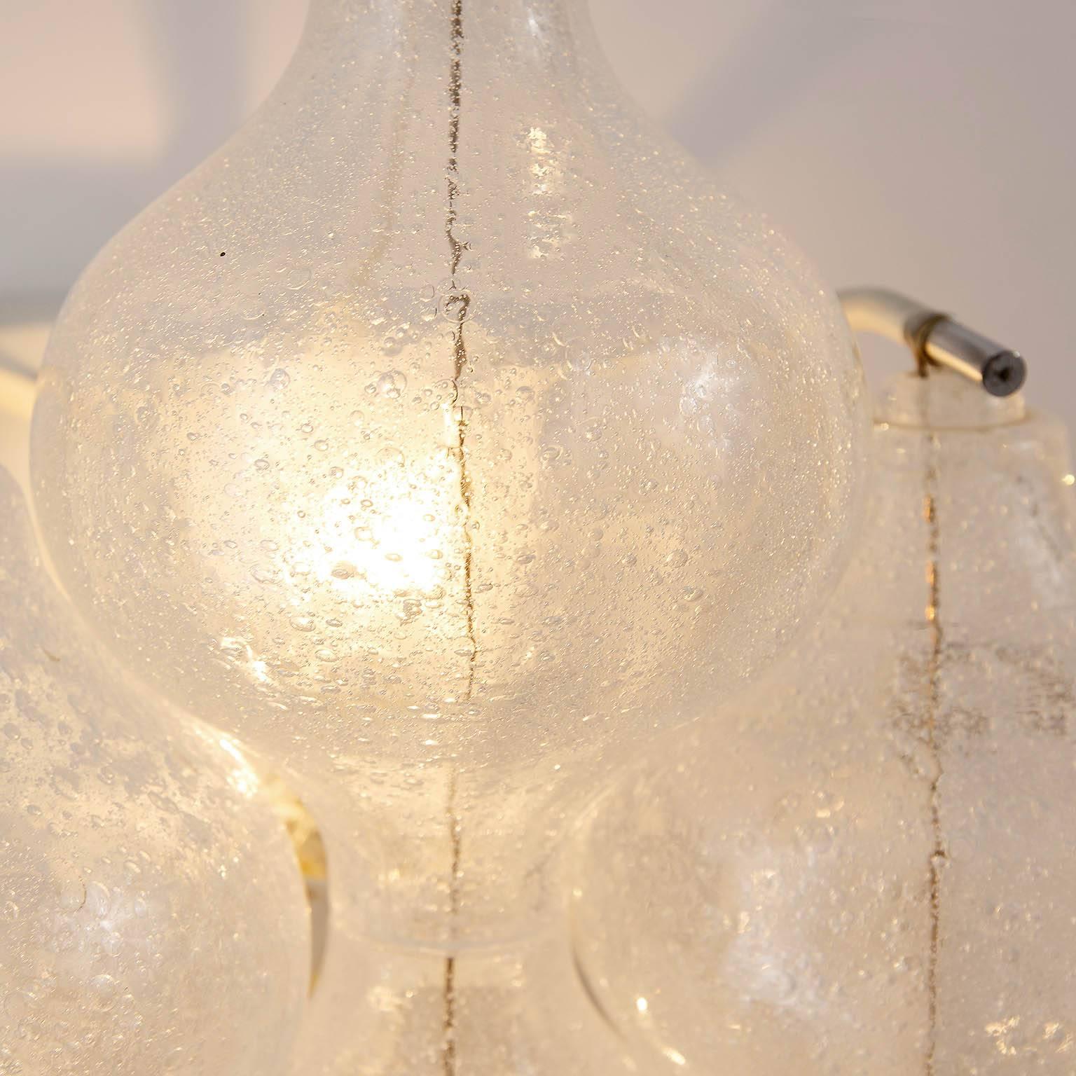 One of Three Kalmar 'Tulipan' Wall Lights Sconces, Bubble Glass Brass, 1970s For Sale 1