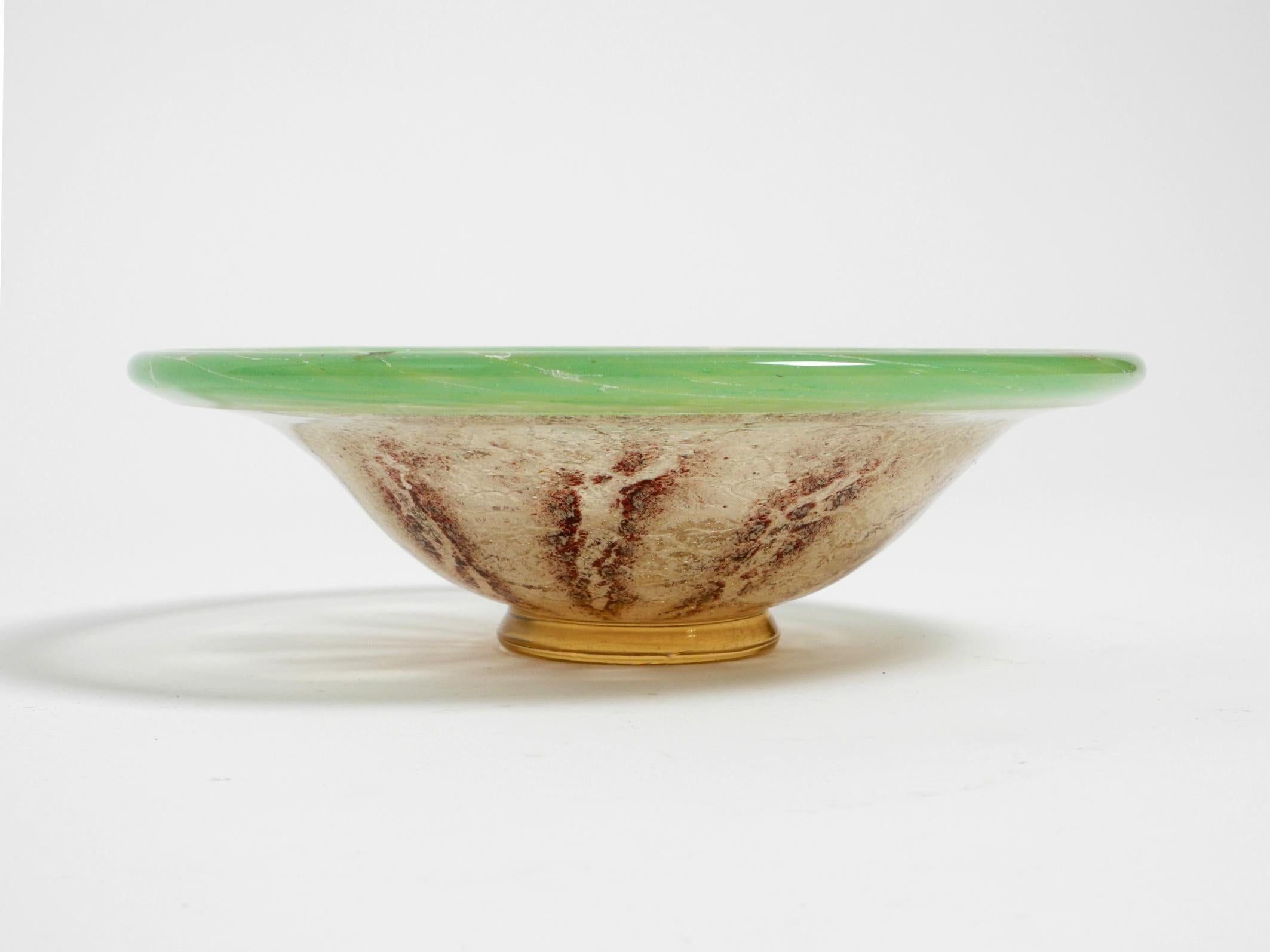 Drei große schöne farbige Glasschalen aus den 1930er Jahren von Karl Wiedmann für WMF Ikora im Angebot 3