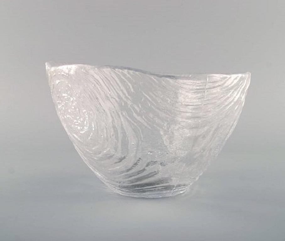 Three Large Bowls in Art Glass Decorated with Flowers and Trees, Skruf, Sweden In Good Condition For Sale In Copenhagen, DK