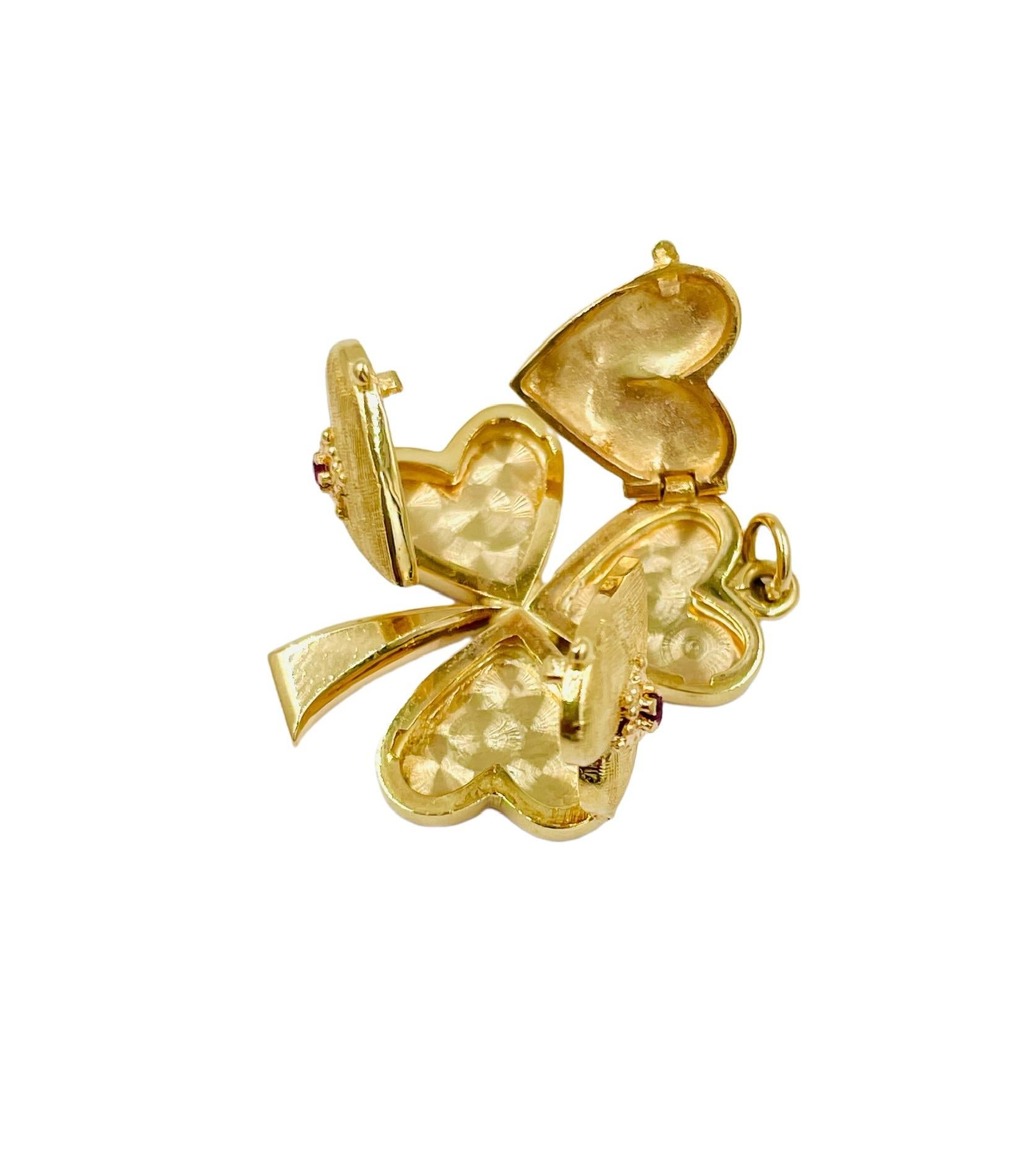 Round Cut Three Leaf Clover Heart Shaped Lockets Gold Pendant