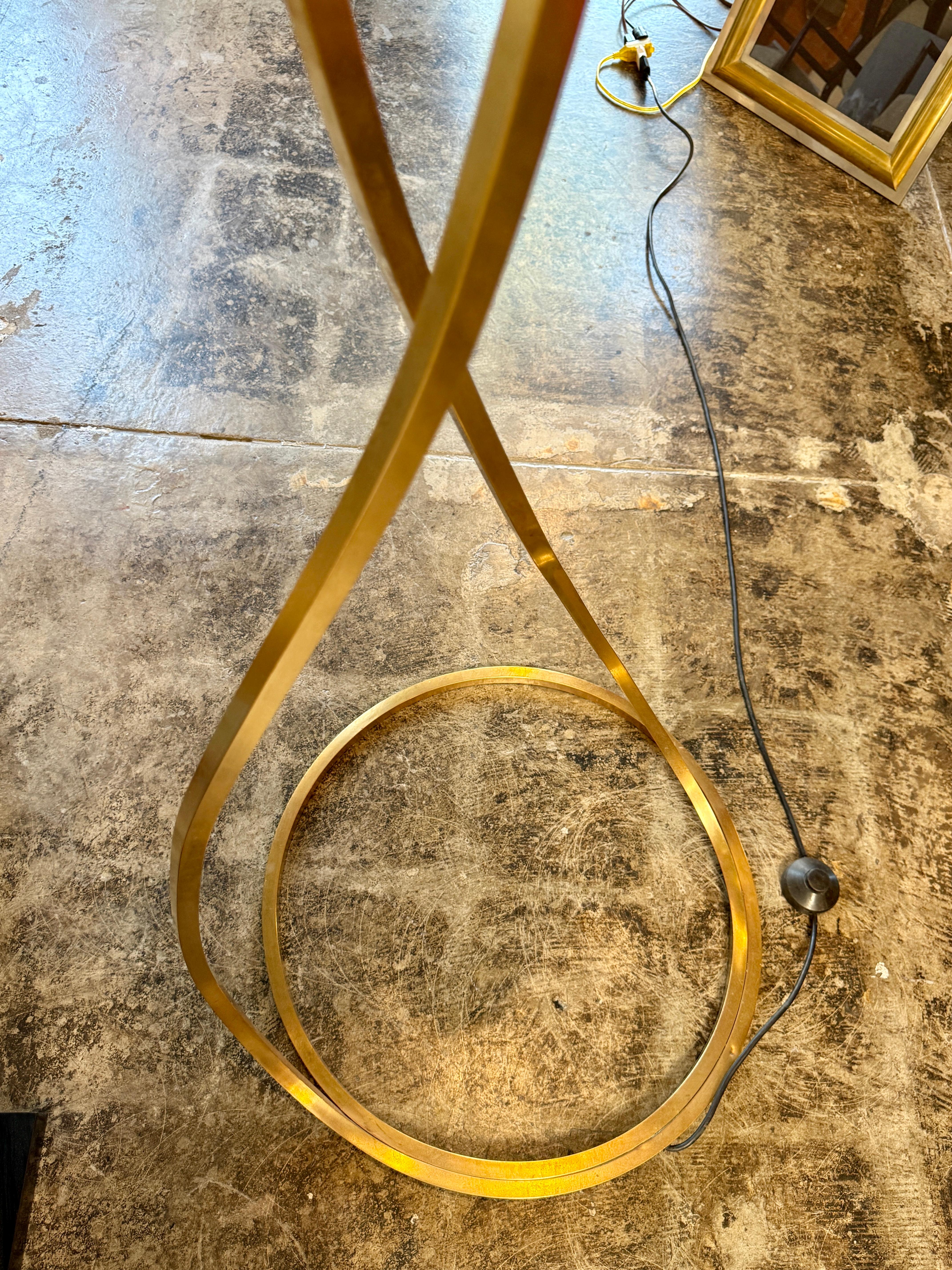 Three Leaf Floor lamp By Tommaso Barbi 70s. For Sale 6