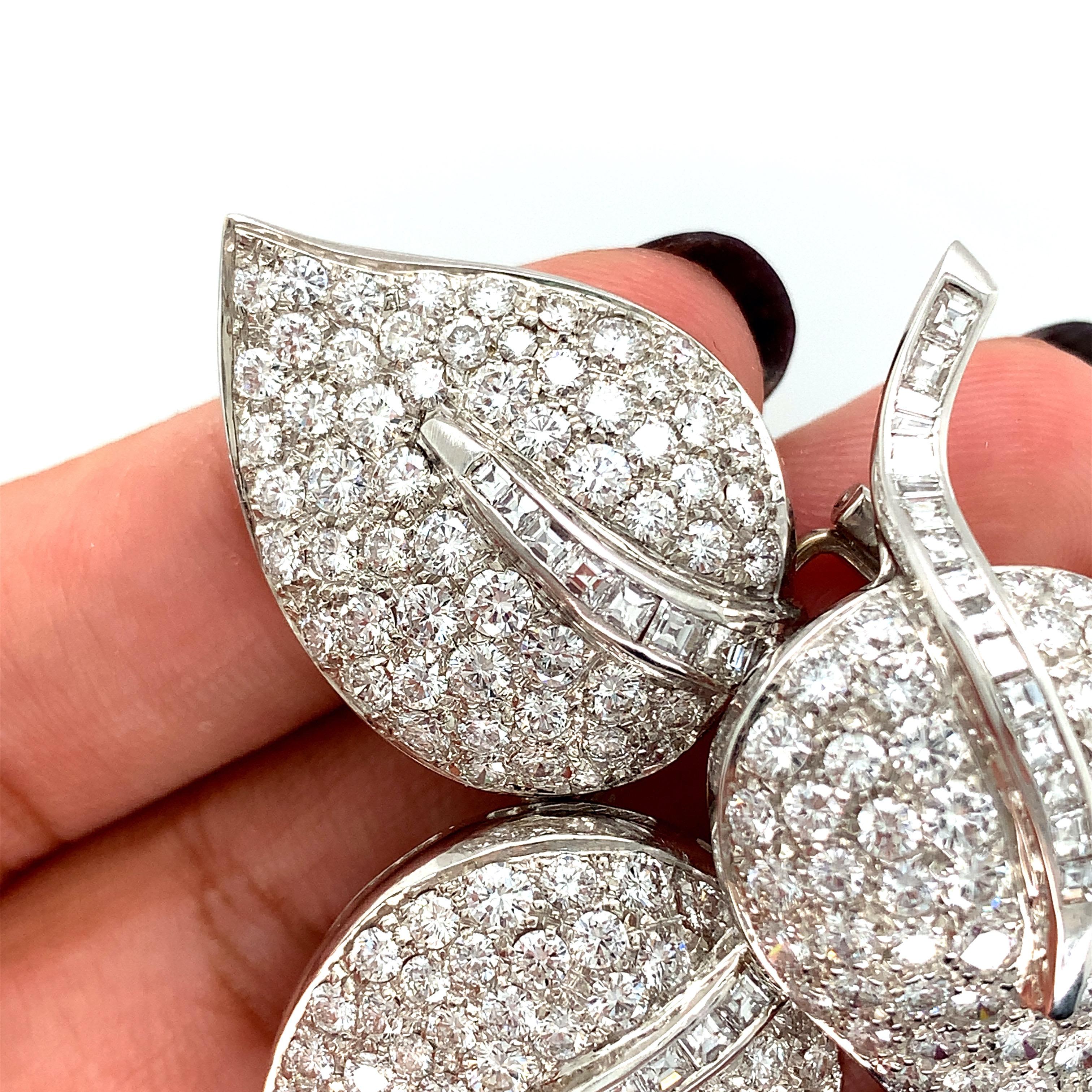 Three Leaves Diamond White Gold Brooch For Sale 5