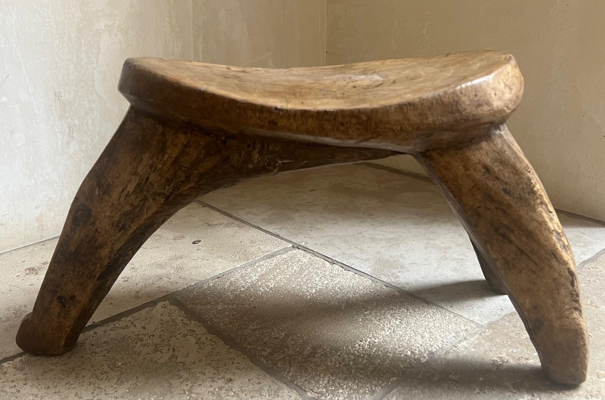 Three Leg Hand Carved Lobi Stool from Burkina Faso, c. 1930's For Sale 4