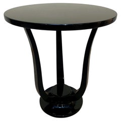 Three-Legged Art Deco Style Guéridon in Black Lacquer on Wood