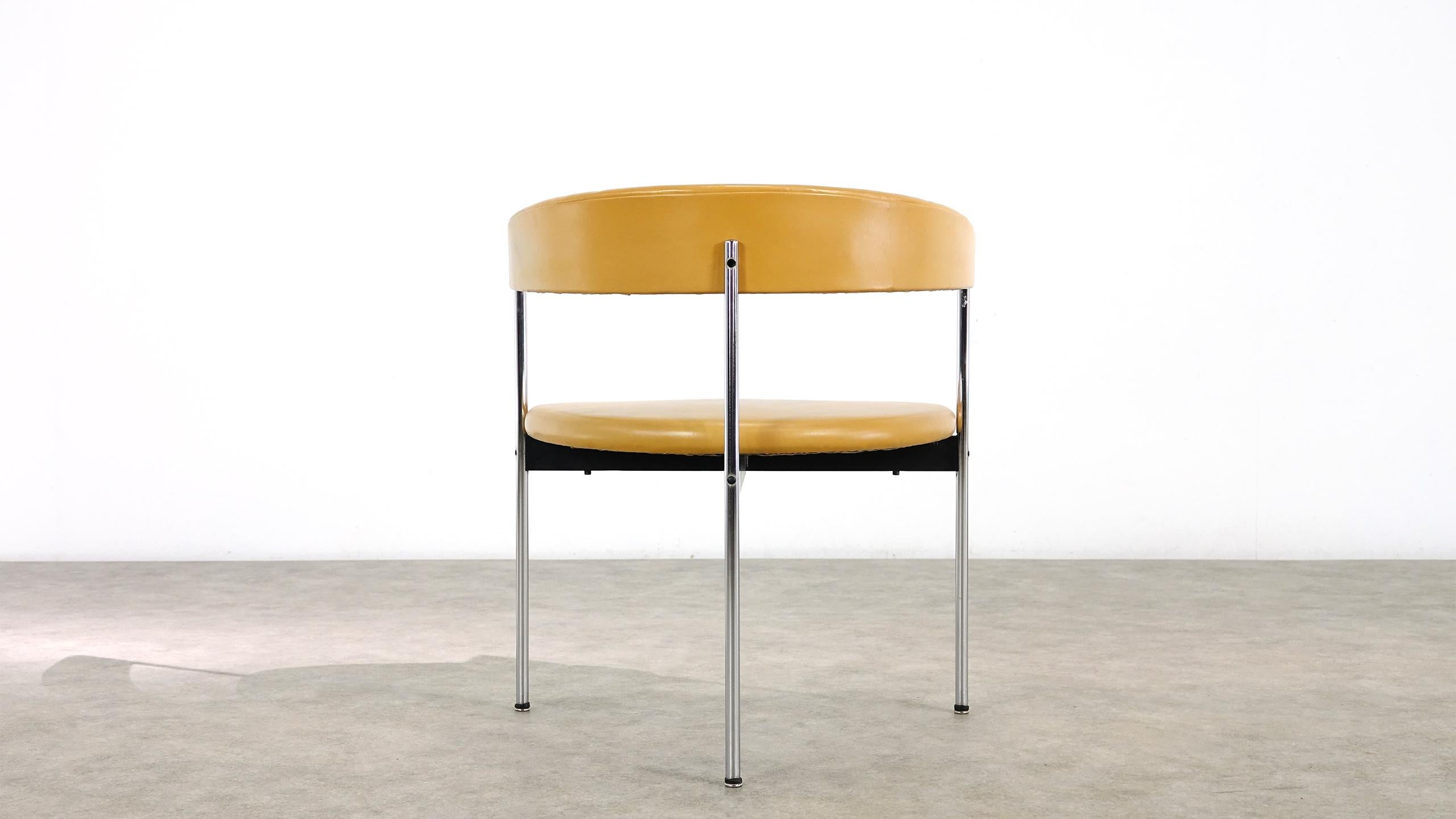 Three-Legged Chair Design Dieter Waeckerlin for Idealheim For Sale 4