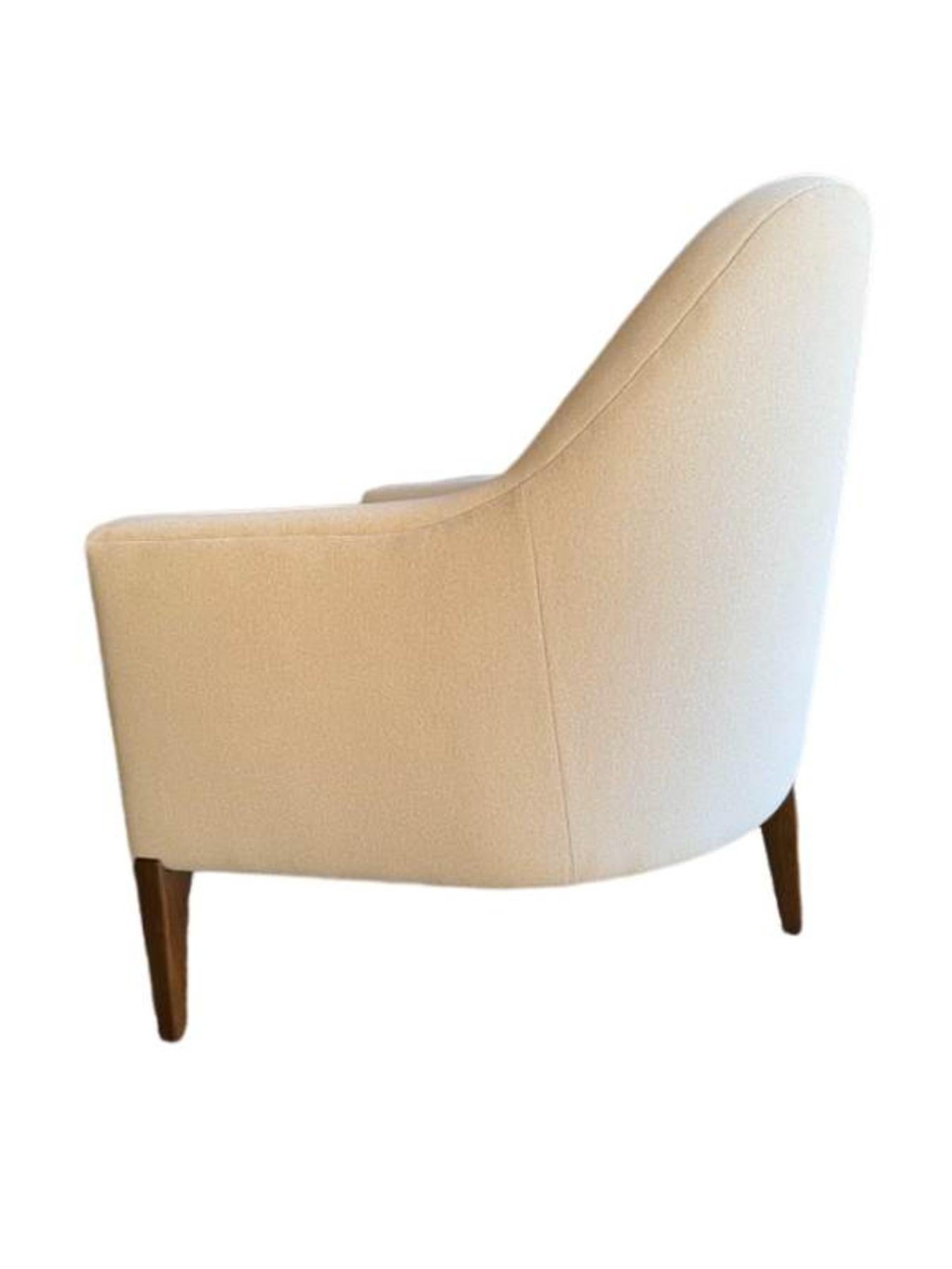 XXIe siècle et contemporain Fauteuil club à trois pieds en vente