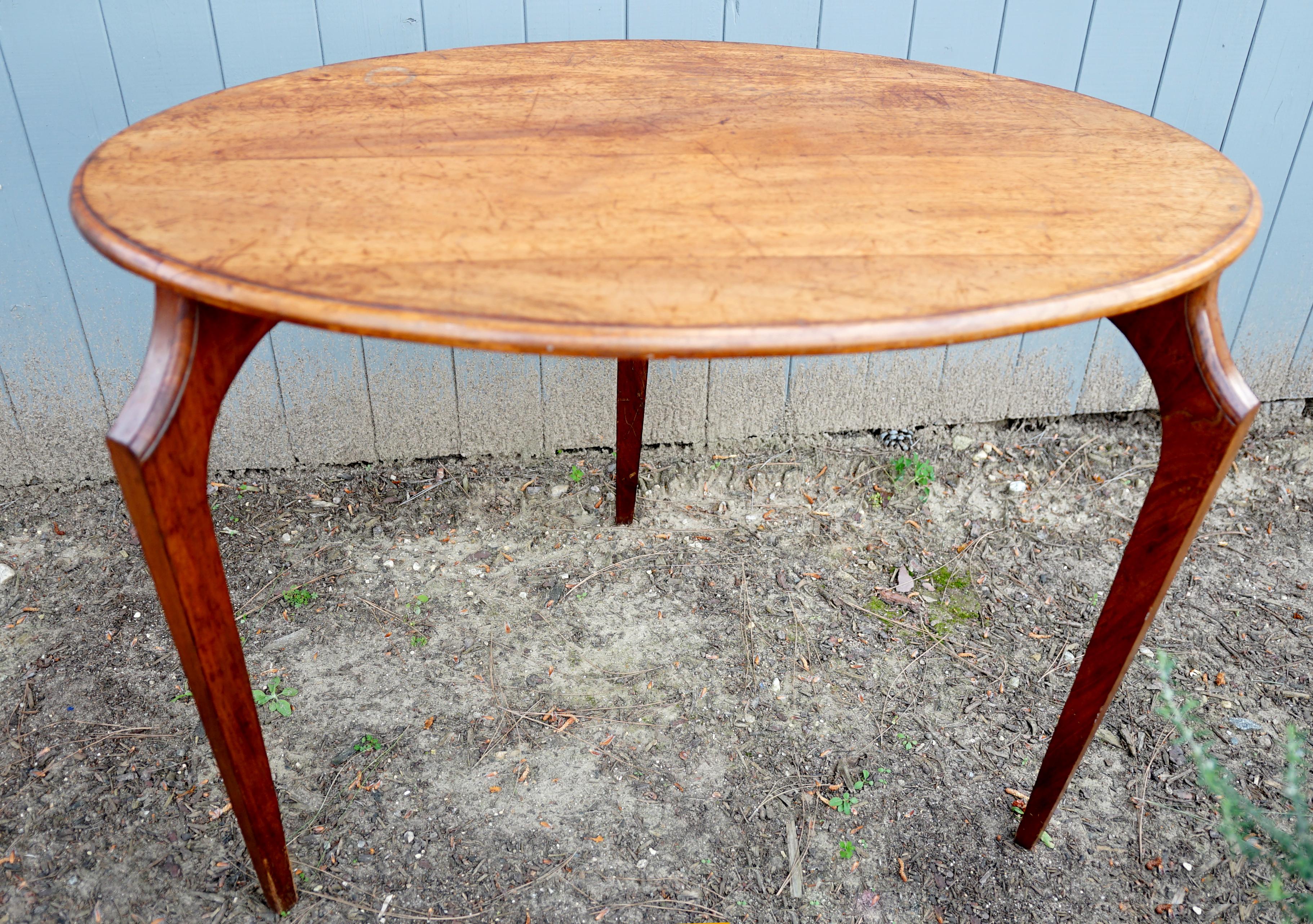 Three-Legged Oval Scandinavian Style Walnut Serving or Writing Table For Sale 2
