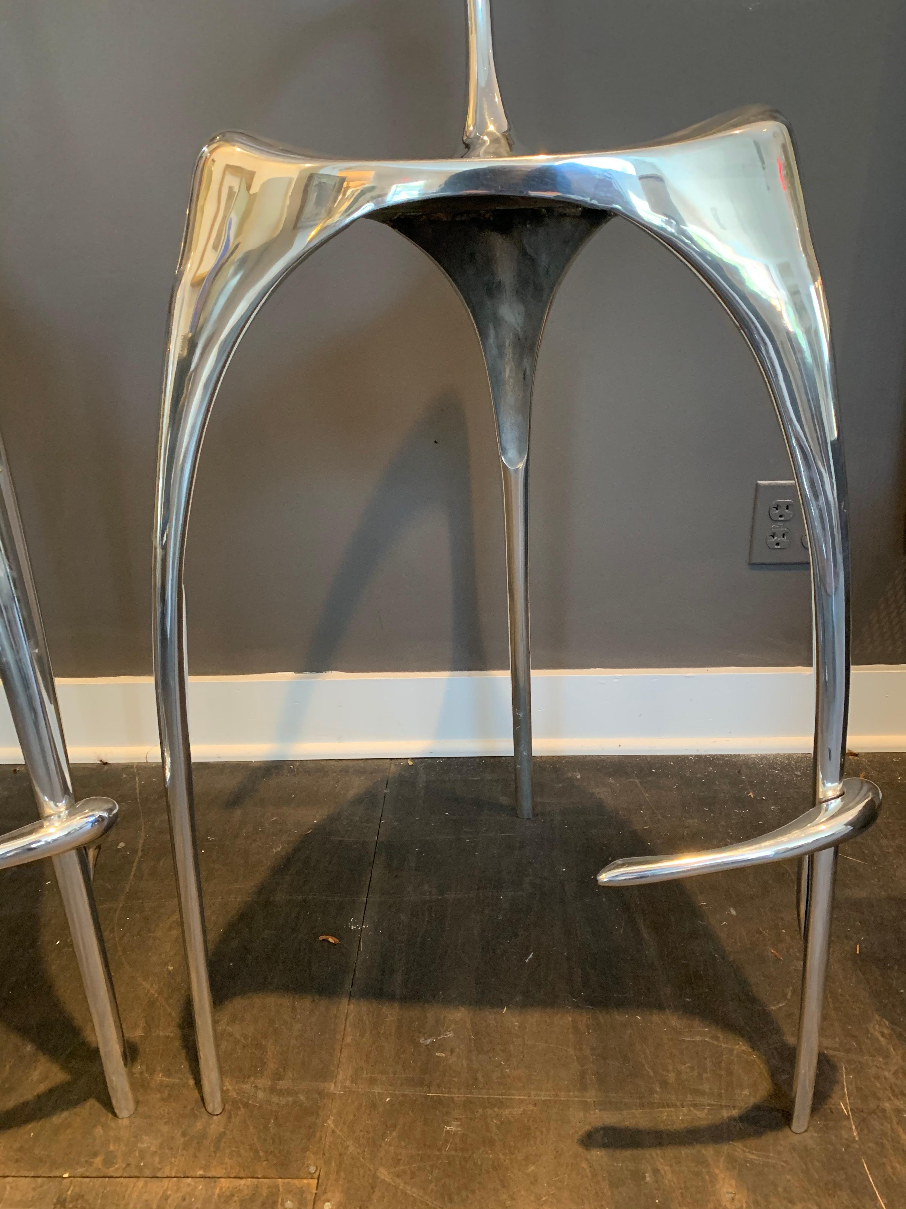 French Three-Legged Sculptural Pair of Heavy Polished Aluminum Bar Stools For Sale