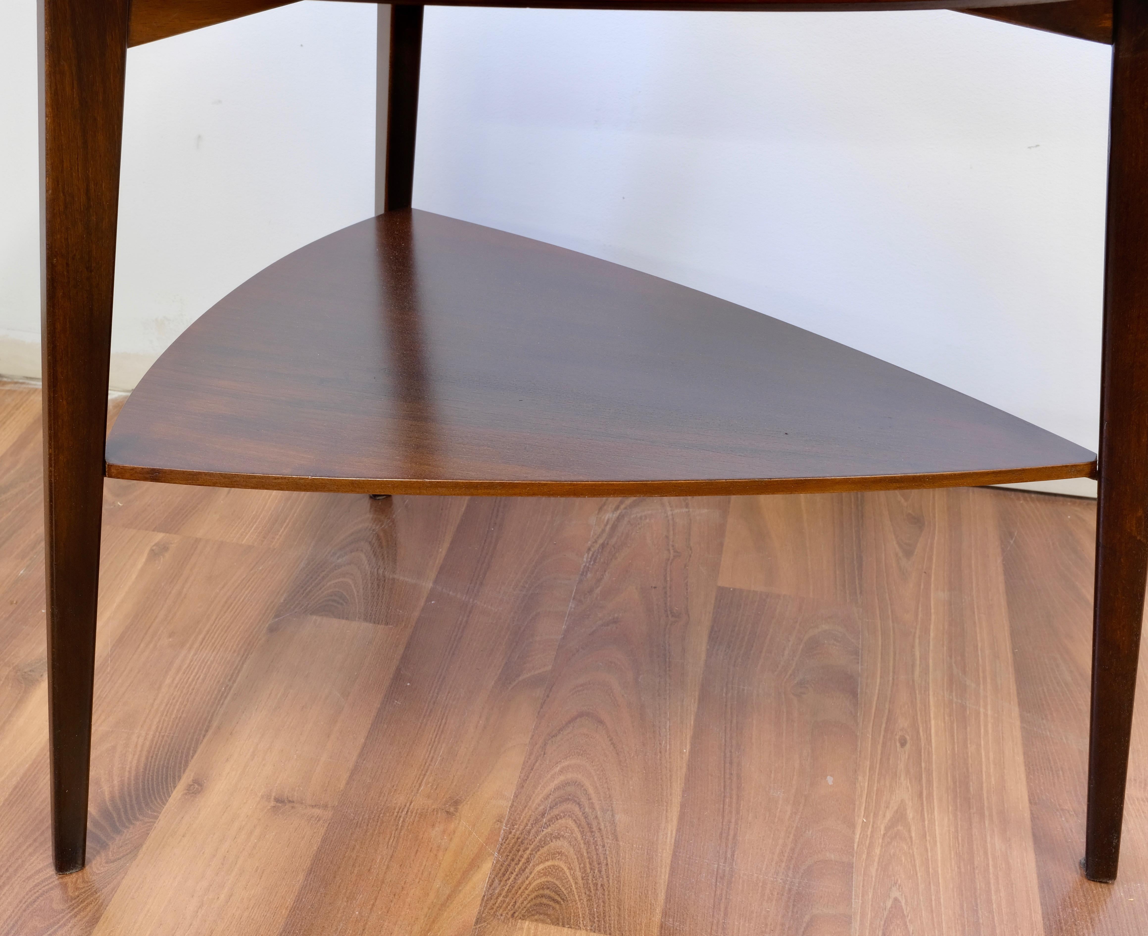 Holger Georg Jensen Three-Legged Walnut End Table by Kubus In Excellent Condition In Ottawa, ON
