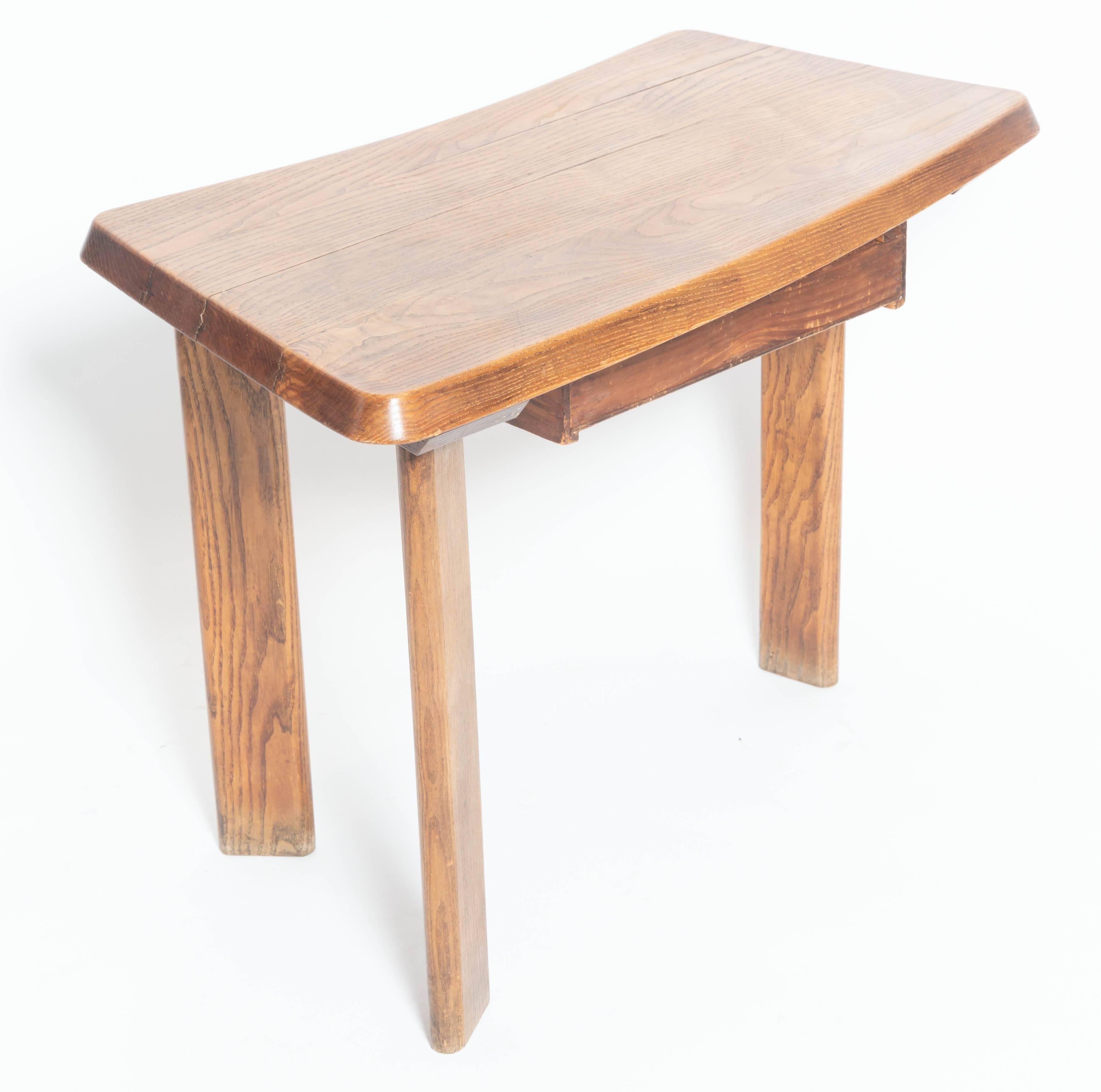 Three-Legged Wooden Oak Table with Drawer, in the Manner of Charlotte Perriand In Good Condition In New York City, NY