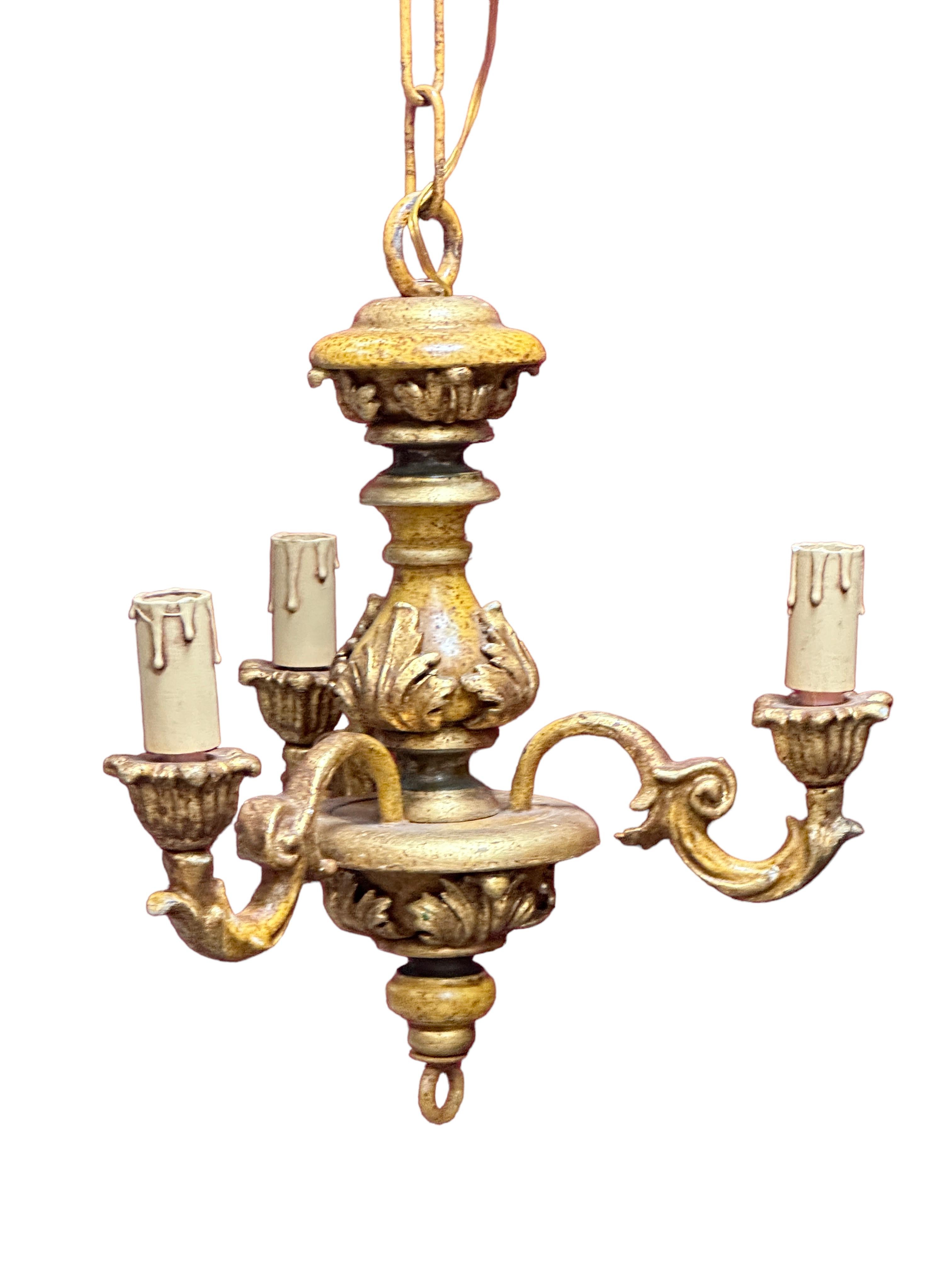 Three Light Gilt wood Hollywood Regency Chandelier Tole, Germany 1950s For Sale 2