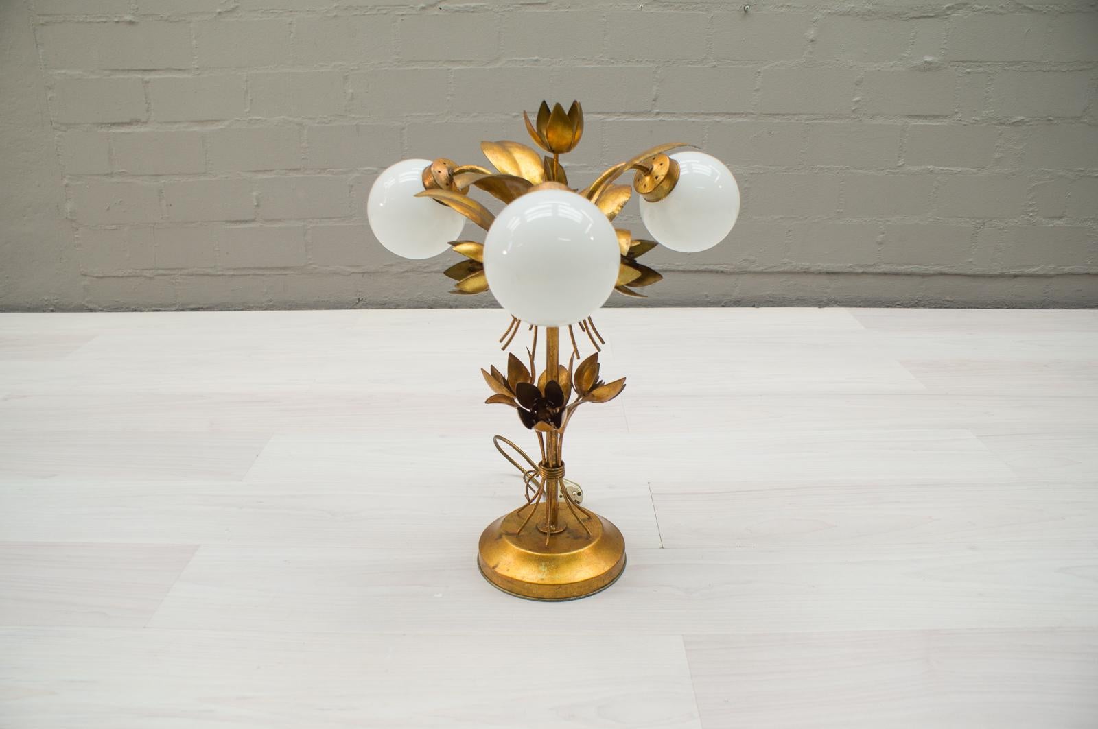 Three-Light Gold Leaf Table Lamp from Hans Kögl, 1970s, Germany In Good Condition For Sale In Nürnberg, Bayern