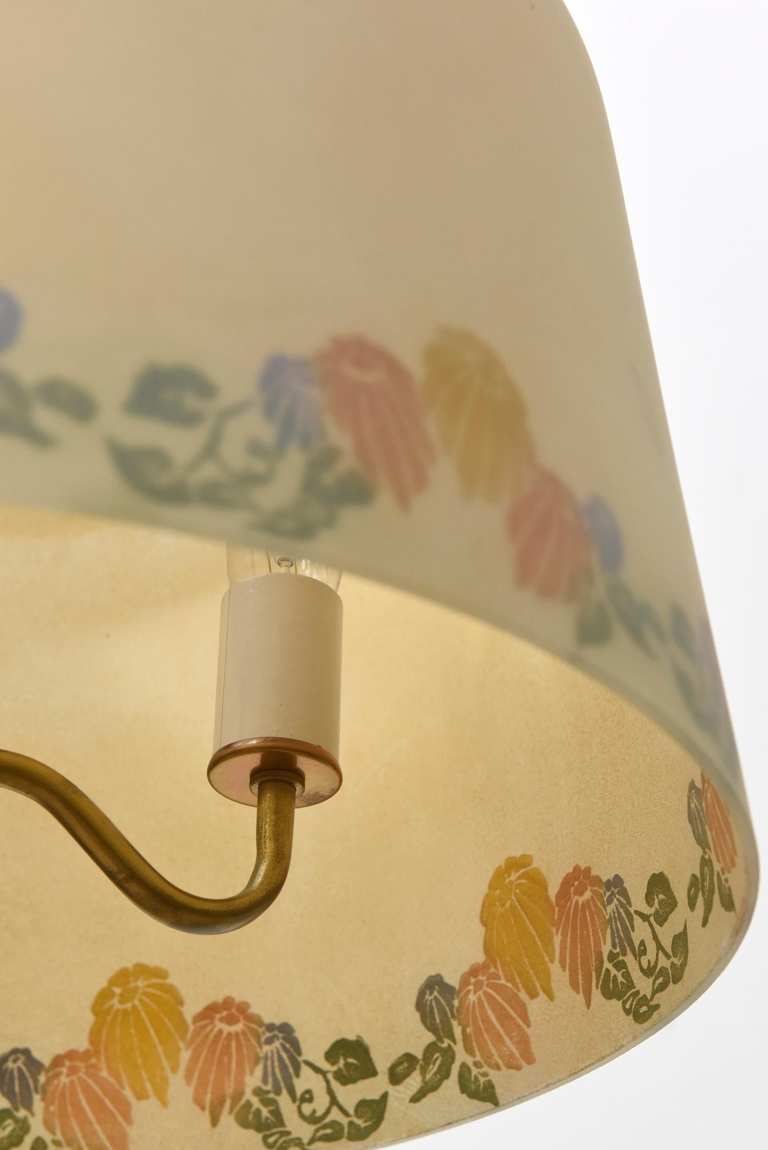 Dreiflammige Lightolier-Leuchte mit Vintage-Blumenglasschirm im Angebot 3
