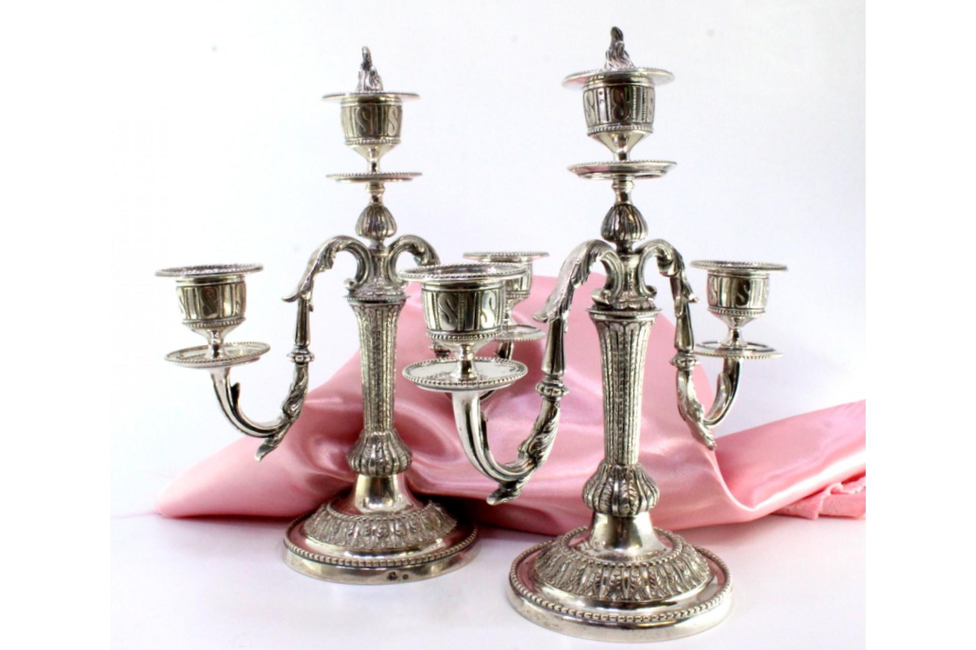 19th Century Three-light silver candelabrum with pearly friezes and beaded circular base For Sale