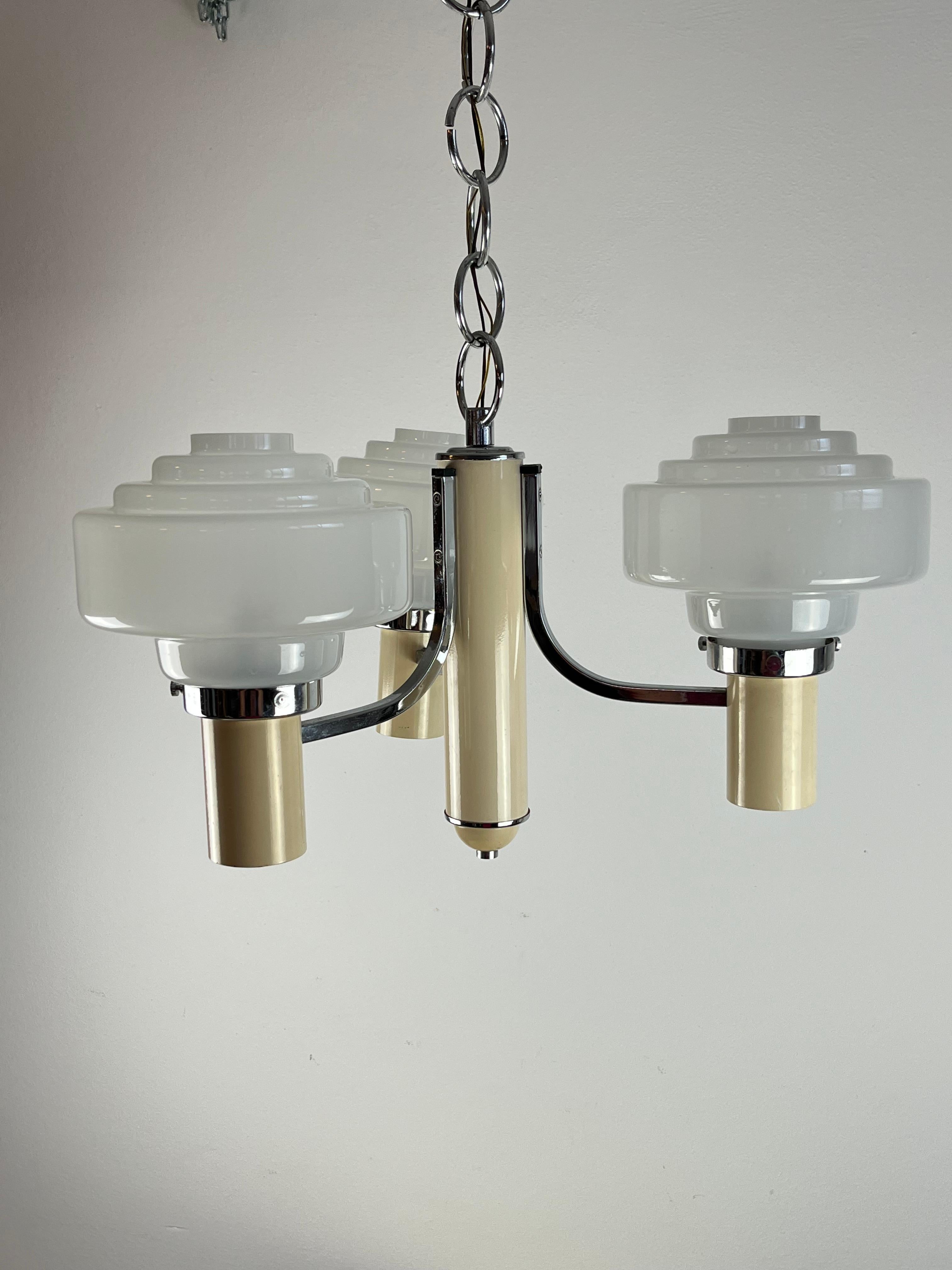 Italian Three Lights Chandelier, Made in Italy, 1970s For Sale