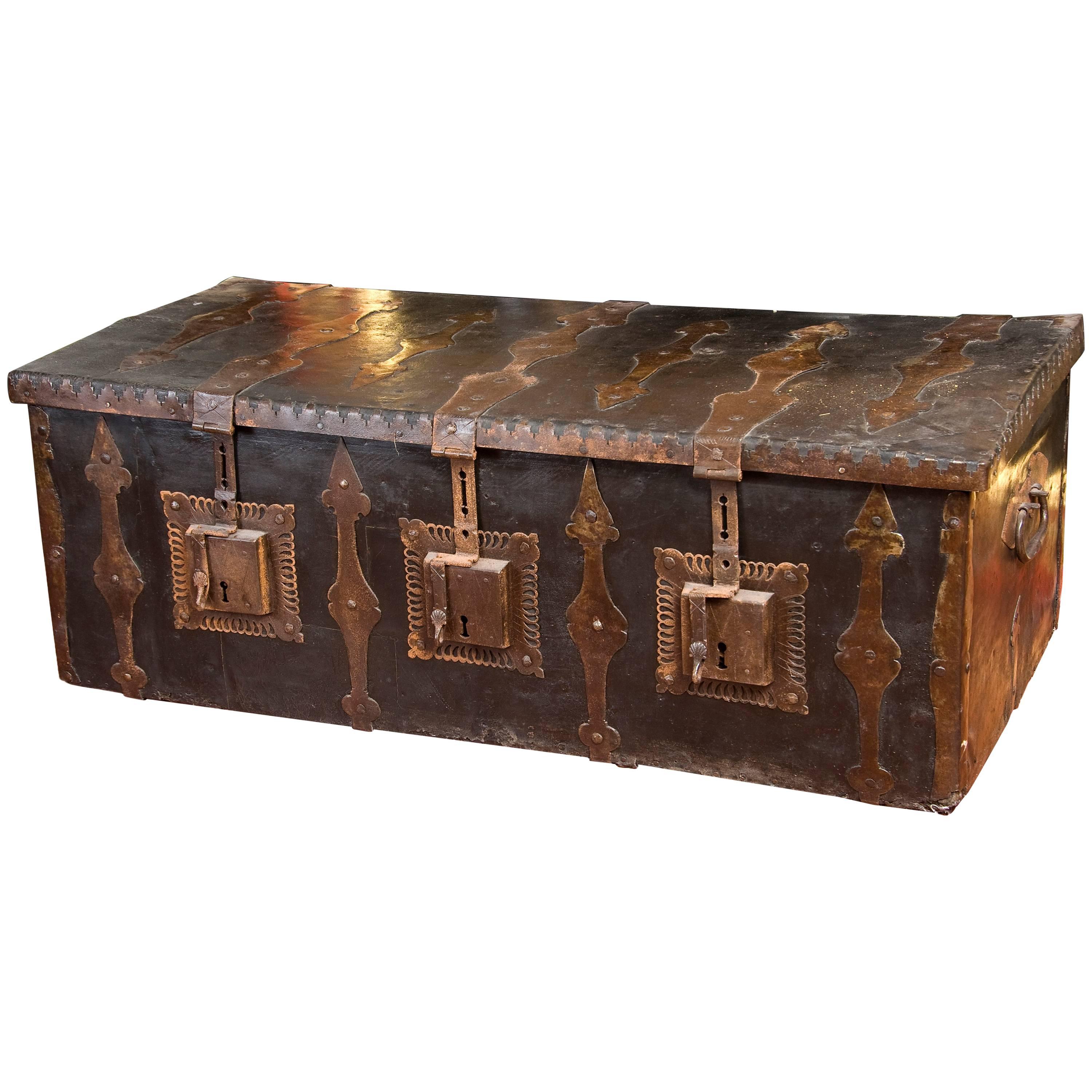 Three Locks Trunk, Spain, circa 1600 For Sale