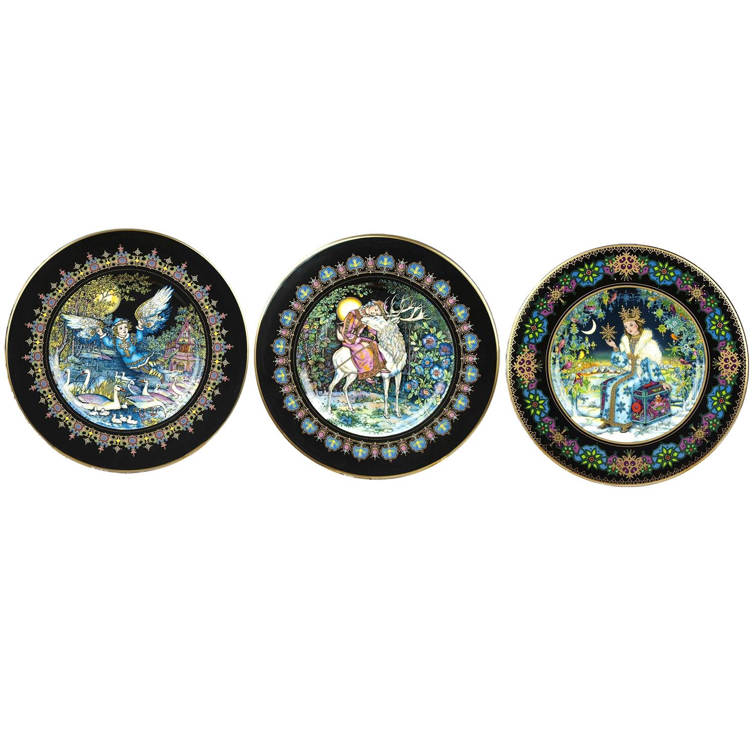 German Three Magical Fairy Tales Old Russia Plates by Gere Fauth For Sale