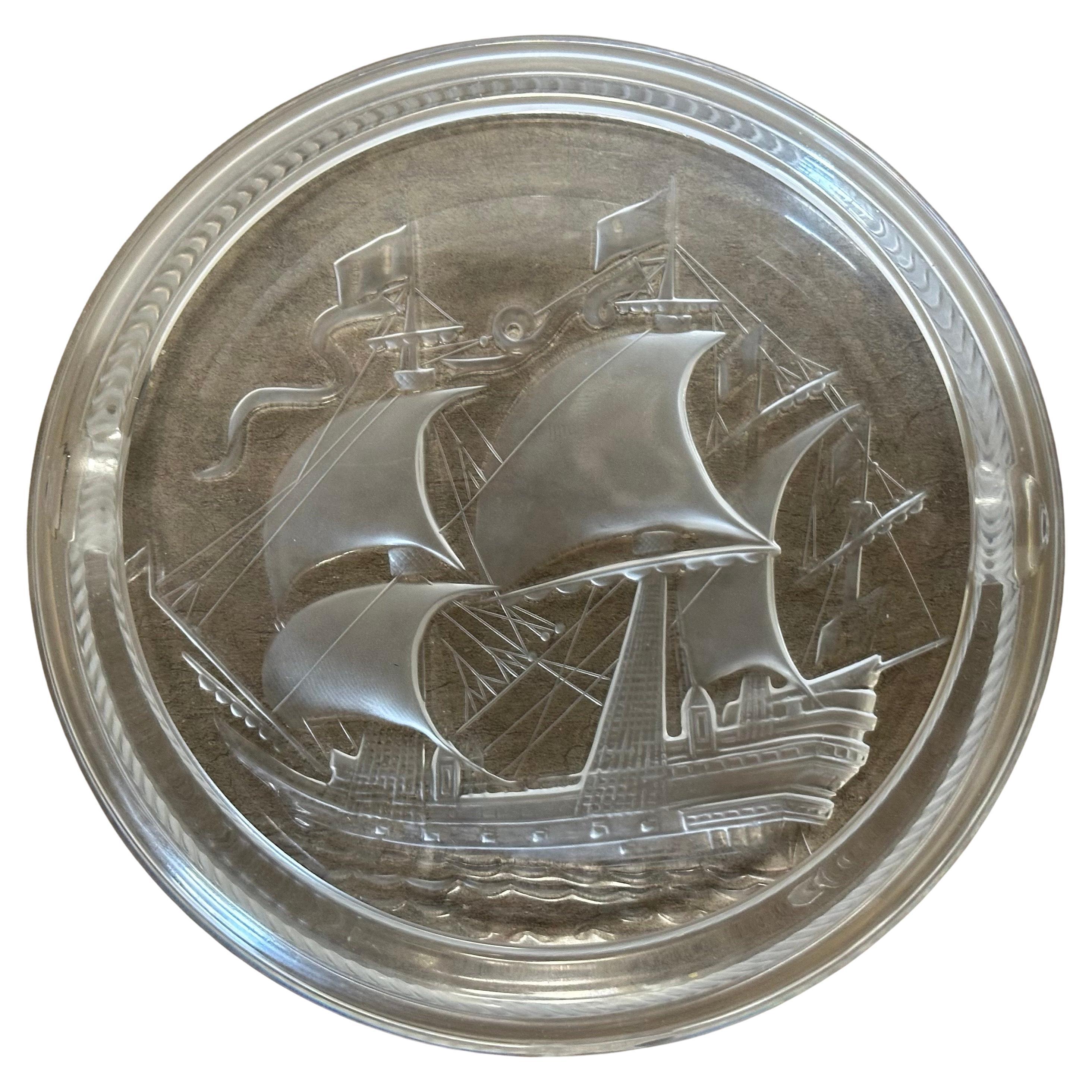 20th Century Three Masted Santa Maria Sailboat Crystal Cigar Ashtray by Lalique, Signed For Sale