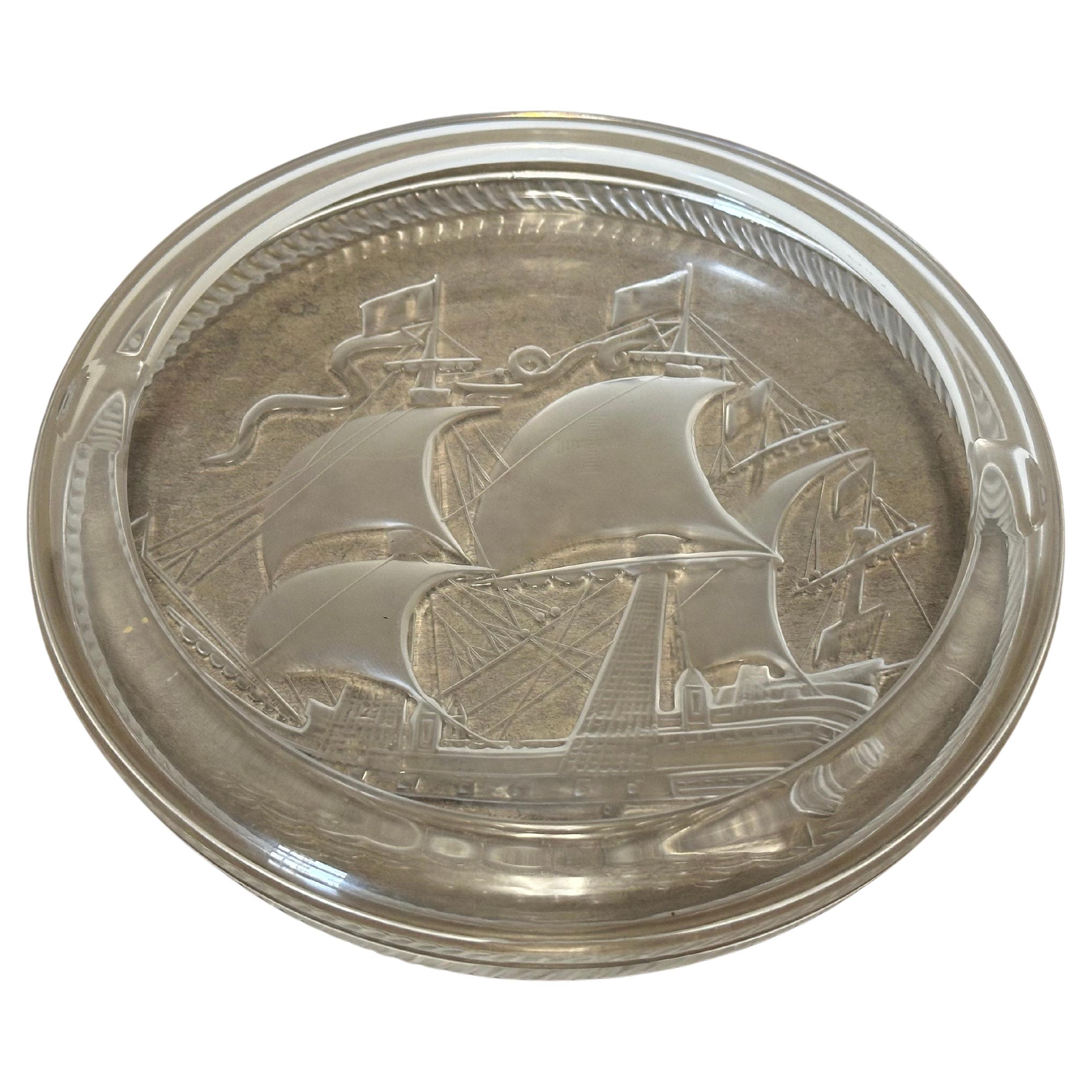 Three Masted Santa Maria Sailboat Crystal Cigar Ashtray by Lalique, Signed For Sale 3