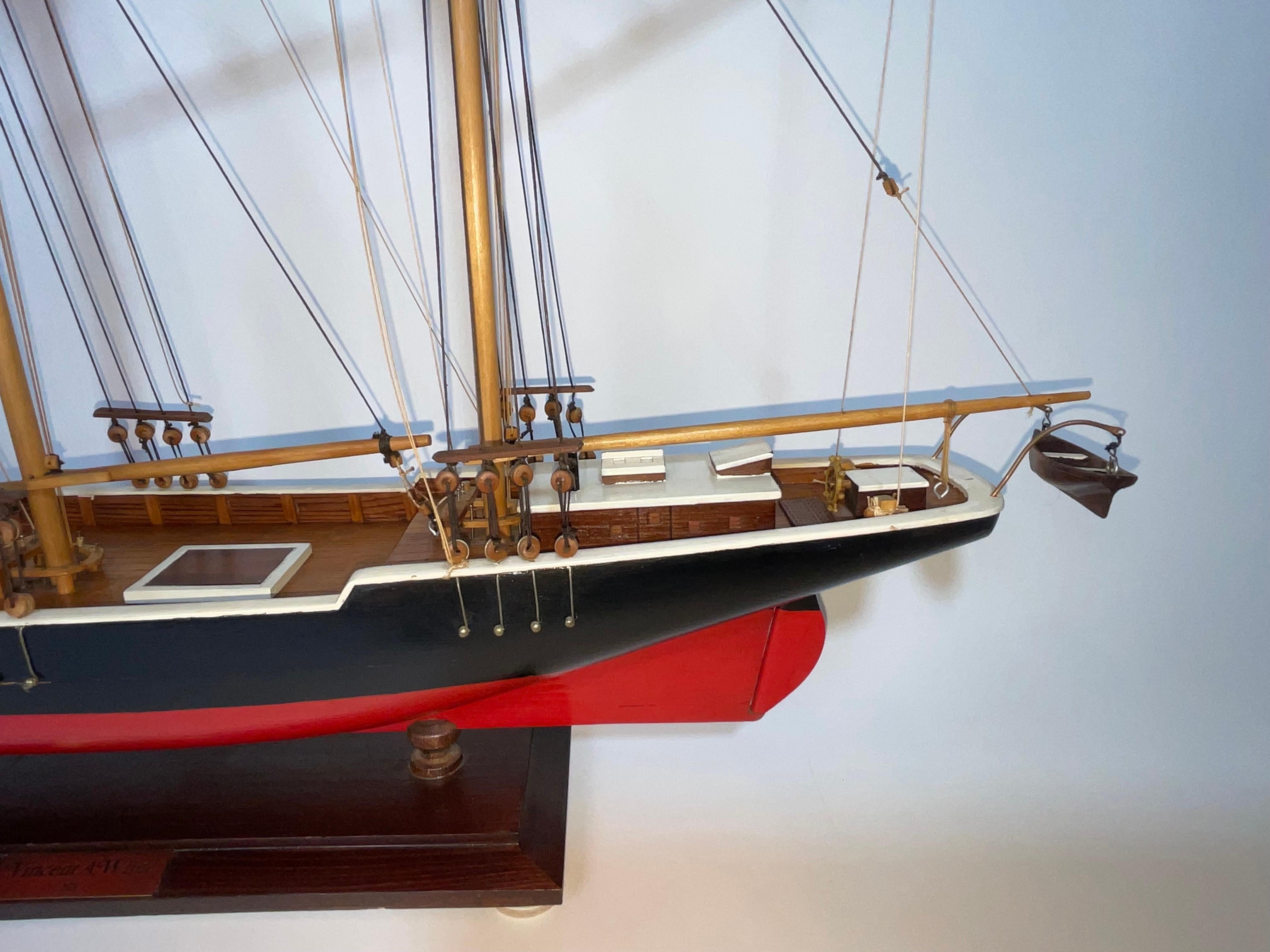 Modèle de navire Schooner à trois mâts en vente 9