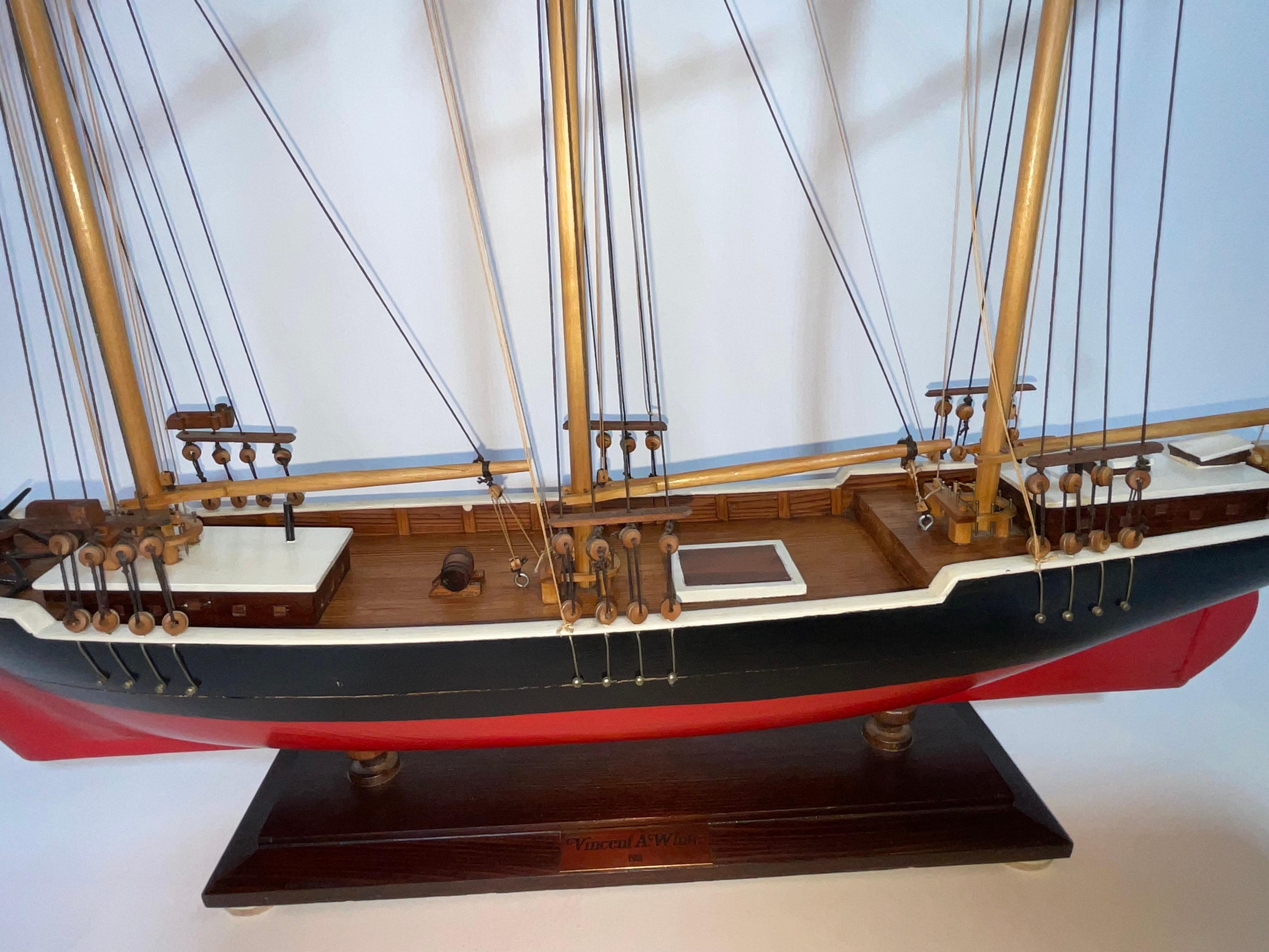 Modèle de navire Schooner à trois mâts en vente 10